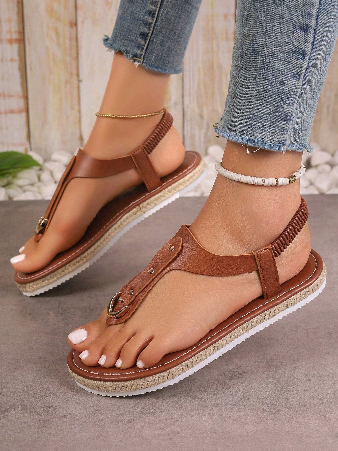 Women's Flat  Rope Slip-On Sandals With Rivets On The Back And Round Toe, Hollow Out Toe Anti-Slip Loafers, Outdoor Flat Open Toe Women's Sandals