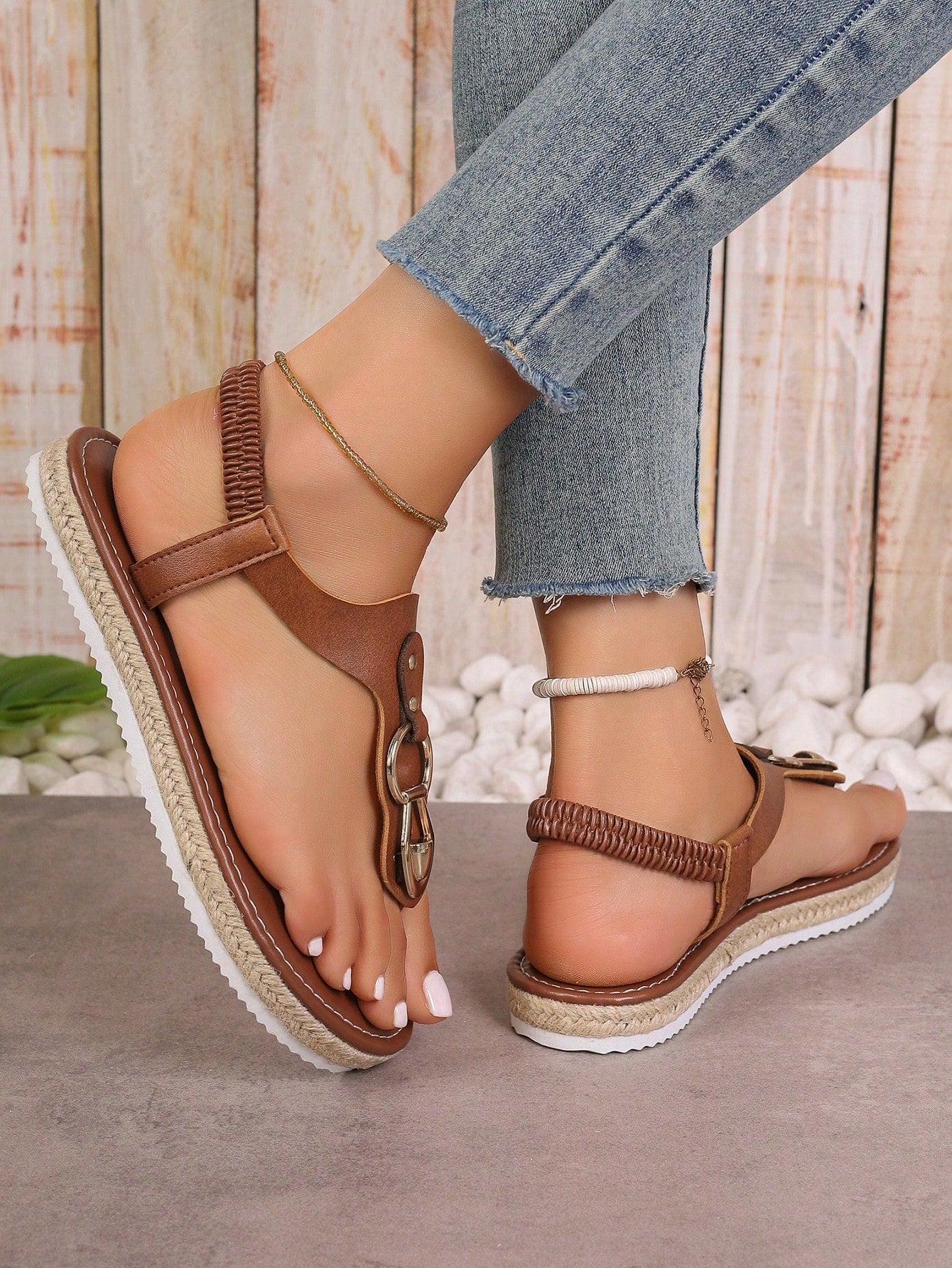 Women's Flat  Rope Slip-On Sandals With Rivets On The Back And Round Toe, Hollow Out Toe Anti-Slip Loafers, Outdoor Flat Open Toe Women's Sandals