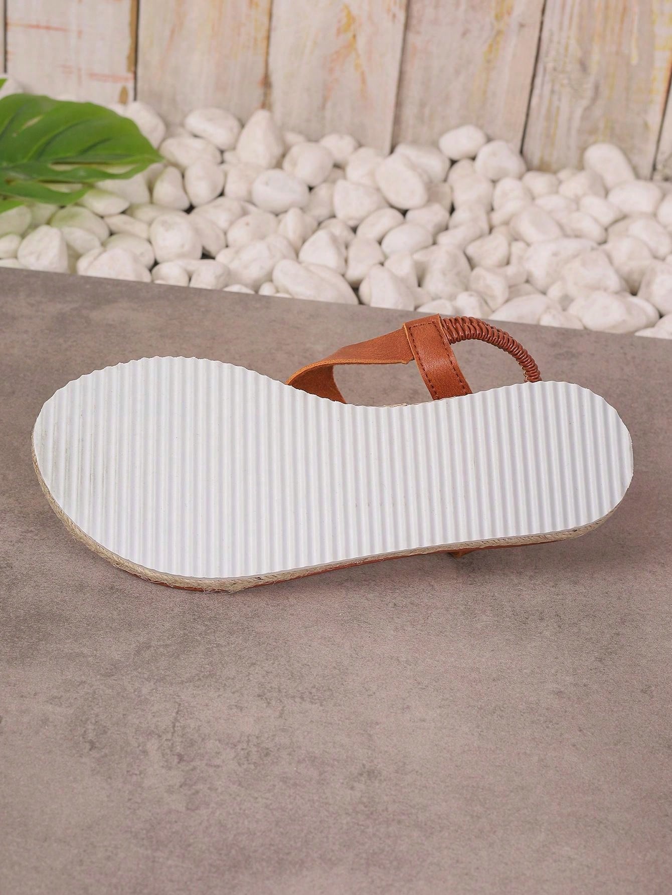 Women's Flat  Rope Slip-On Sandals With Rivets On The Back And Round Toe, Hollow Out Toe Anti-Slip Loafers, Outdoor Flat Open Toe Women's Sandals