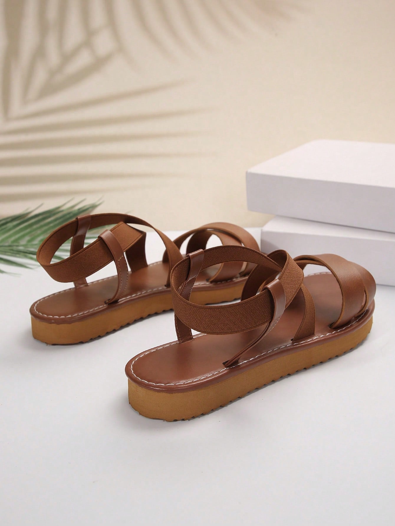 European And American Style Brown Thick-Soled Cross-Band Elastic Strap Sandals, Fashionable And Cute Women Thick-Soled Sandals For Outdoor And Casual Wear On Beach