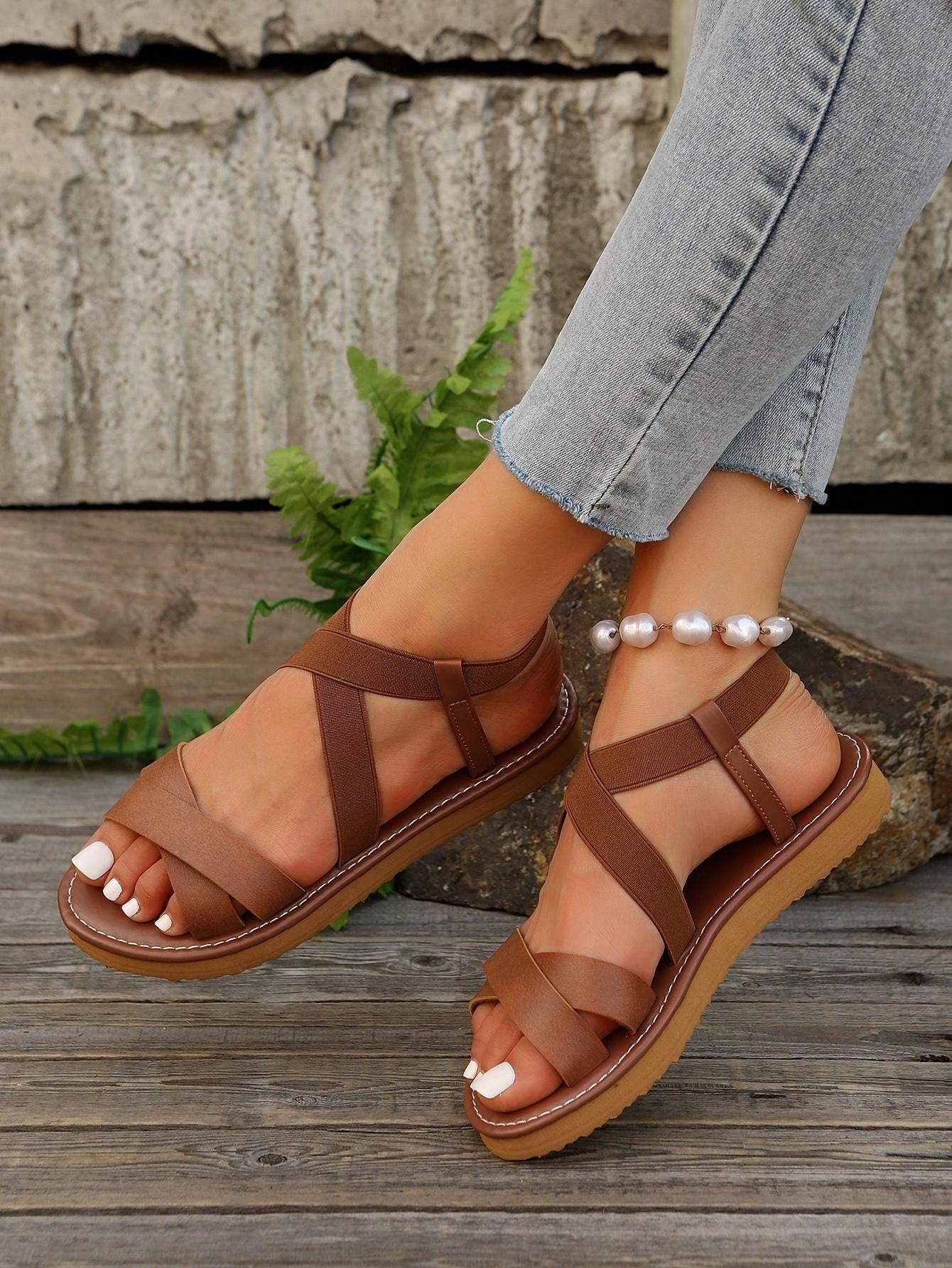 European And American Style Brown Thick-Soled Cross-Band Elastic Strap Sandals, Fashionable And Cute Women Thick-Soled Sandals For Outdoor And Casual Wear On Beach