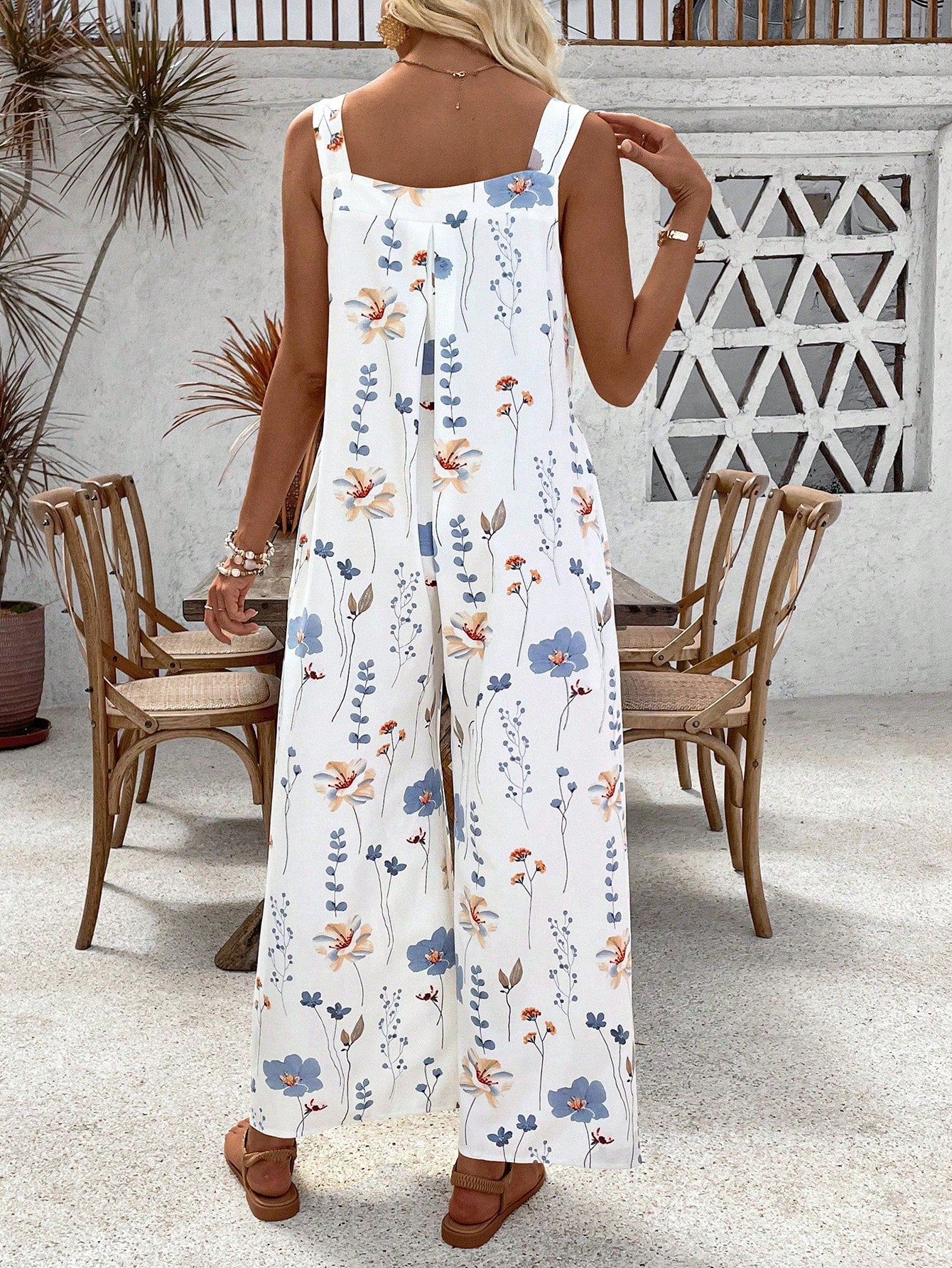 LUNE Women's Fashionable Summer Loose Printed Spaghetti Strap Jumpsuit