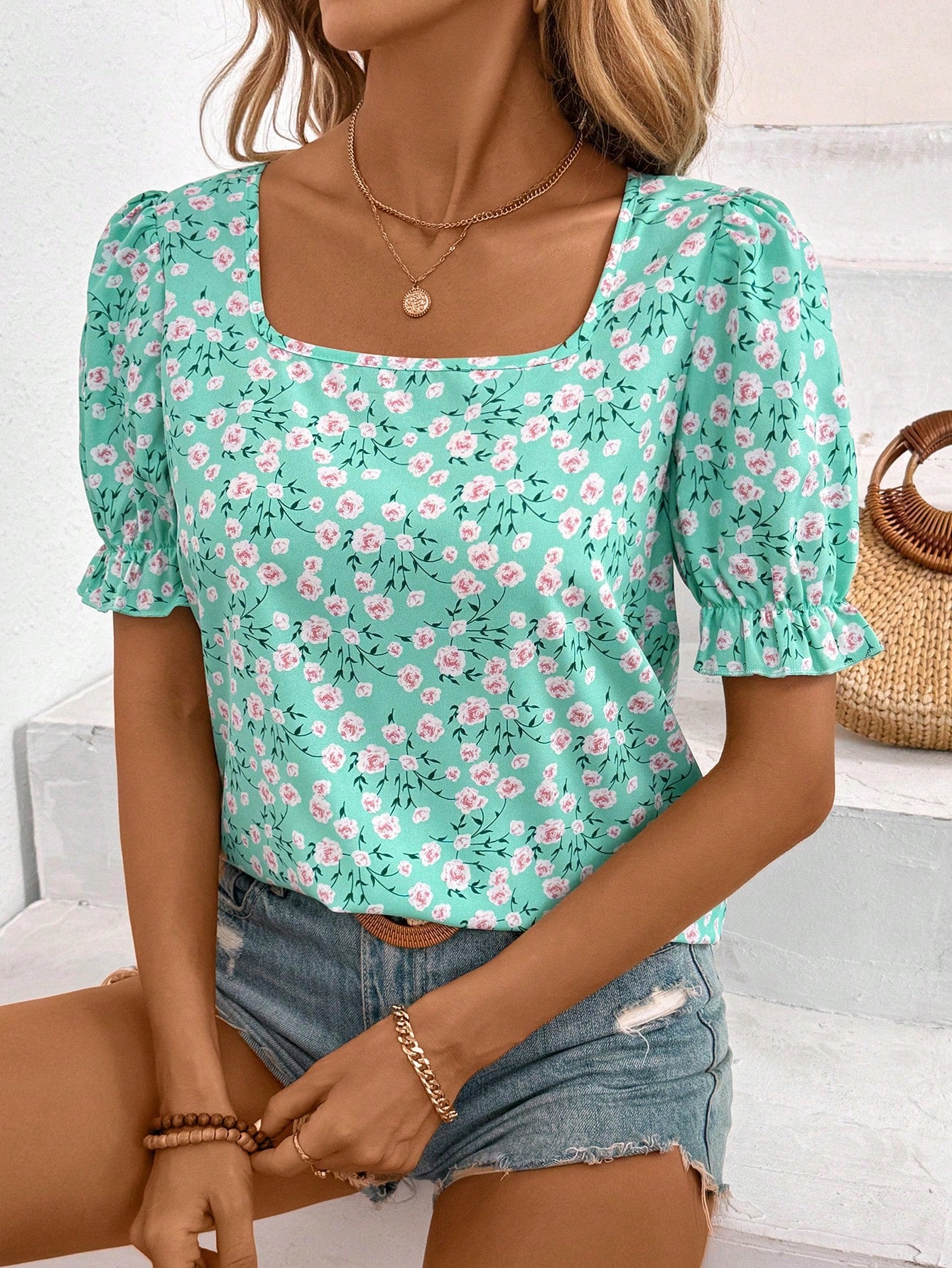 Relaxiva Floral Print Square Neck Puff Sleeve Blouse