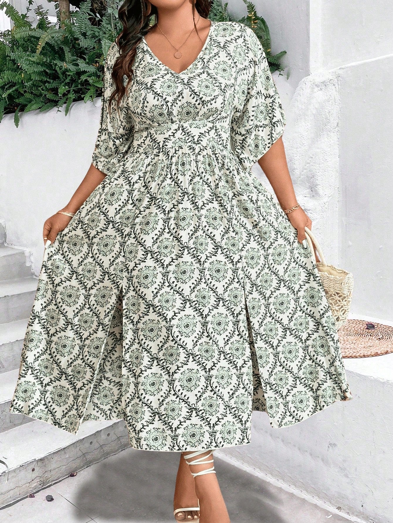 VCAY Plus Size Printed Batwing Sleeve Dress With Cinching Waist And Slit, For Holiday And Leisure