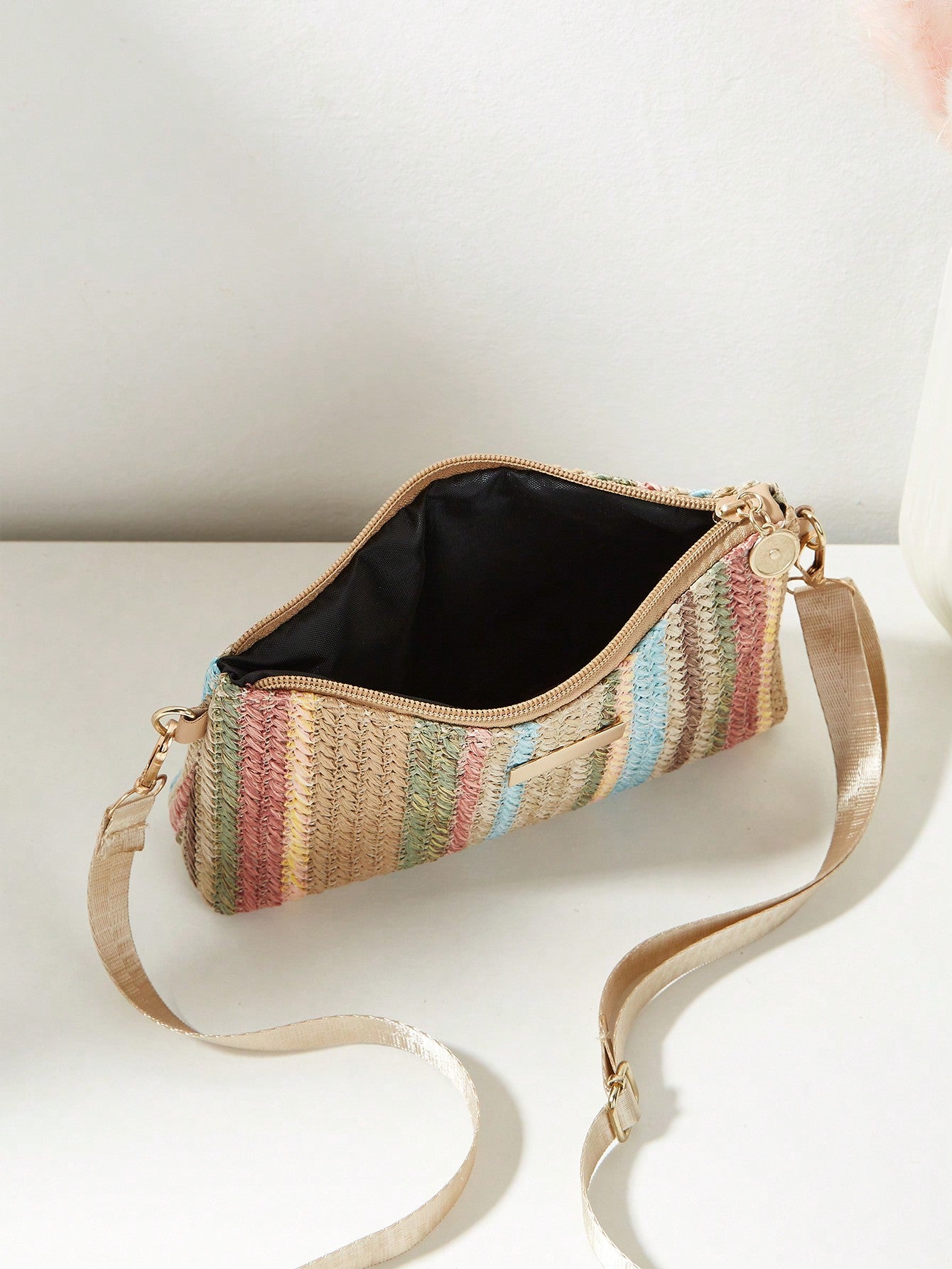 Multi-Functional High Quality Straw Woven Small Square Bag