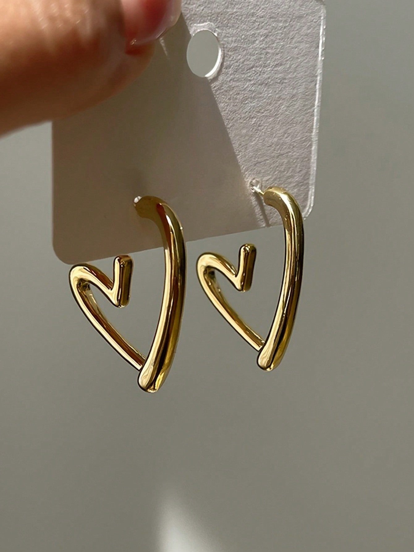 1 Pair Hollow Heart Stud Earrings Simple Women's Fashion Ear Accessories Gifts For Parties And Birthdays