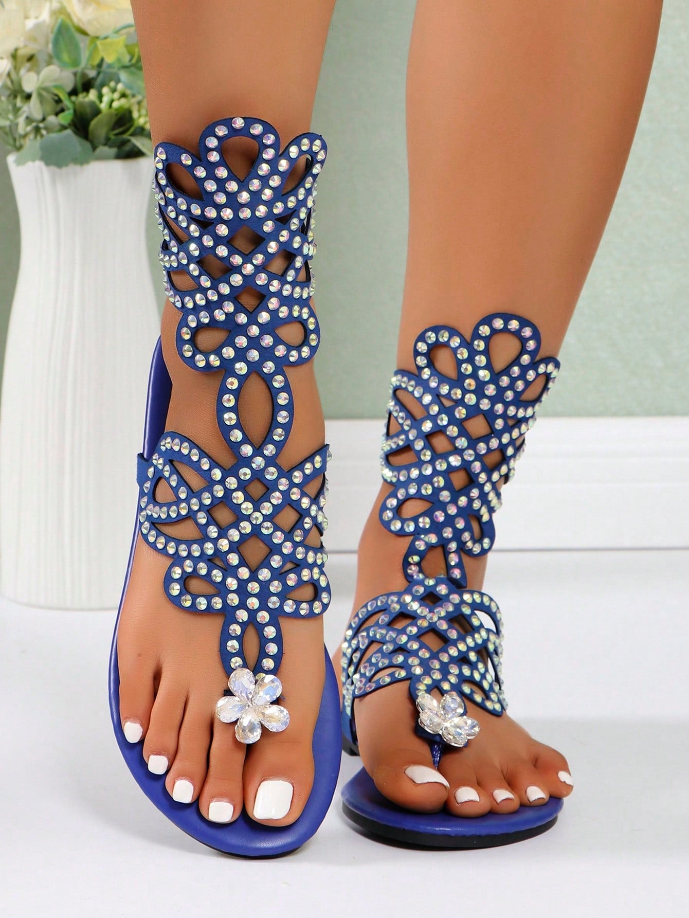 New Cross-Border 2024 Trendy Rhinestone Beach Slippers, Comfortable Toe-Strap Roman Bohemian Sandals For Women