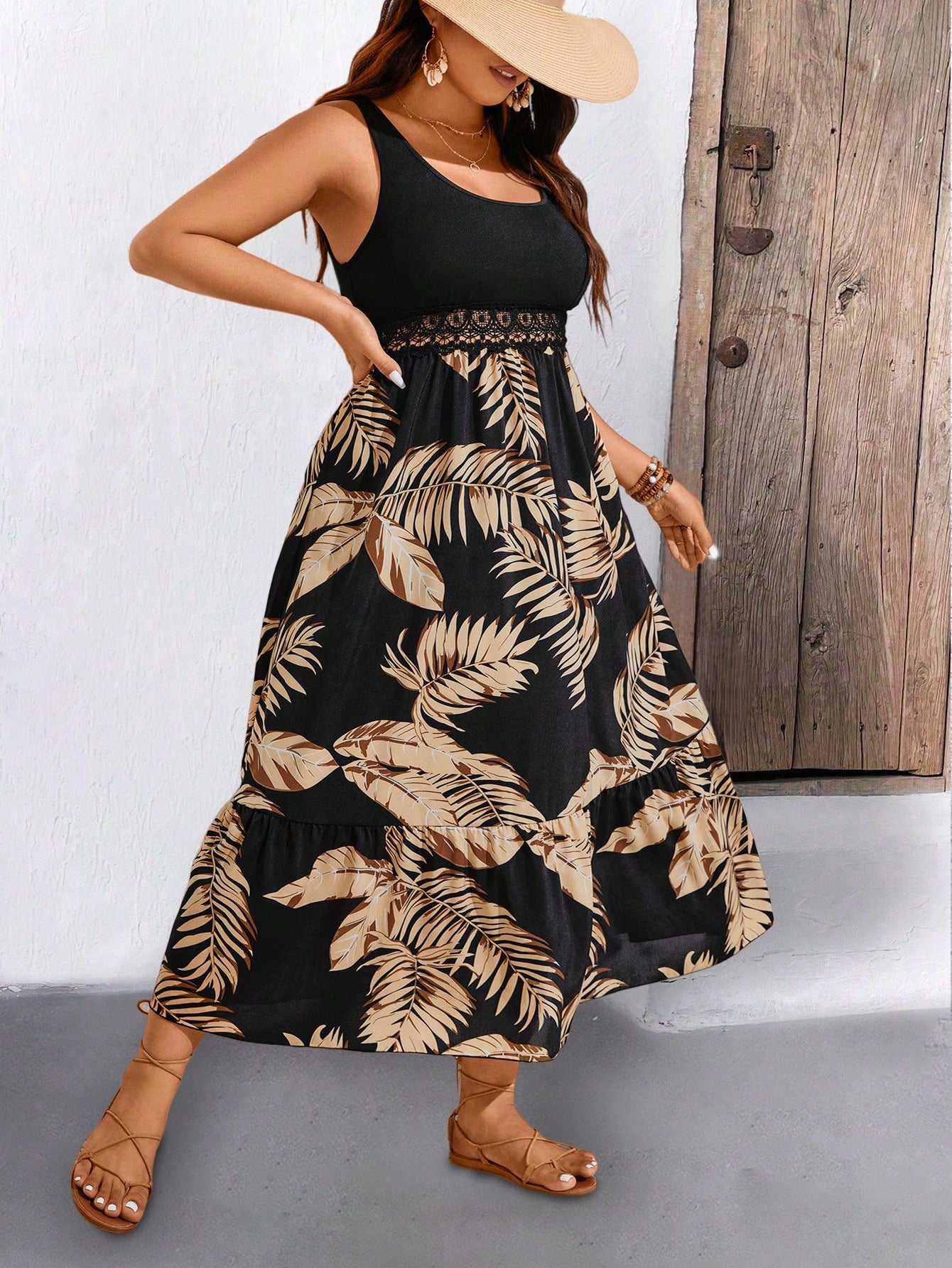 VCAY Plus Size Women's Leaf Printed Sleeveless Vacation Style Dress