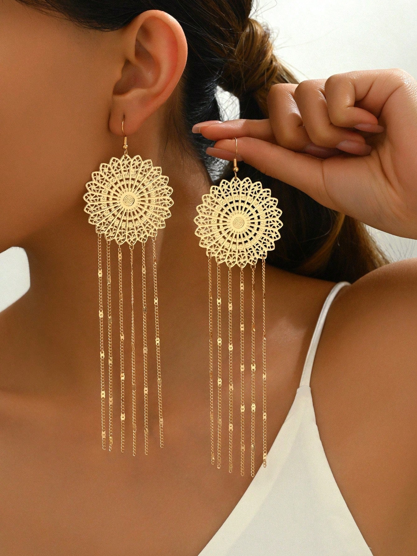 1pair New Fashion Hollowed-Out Flower Chain & Tassel Earrings For Daily & Party Wear