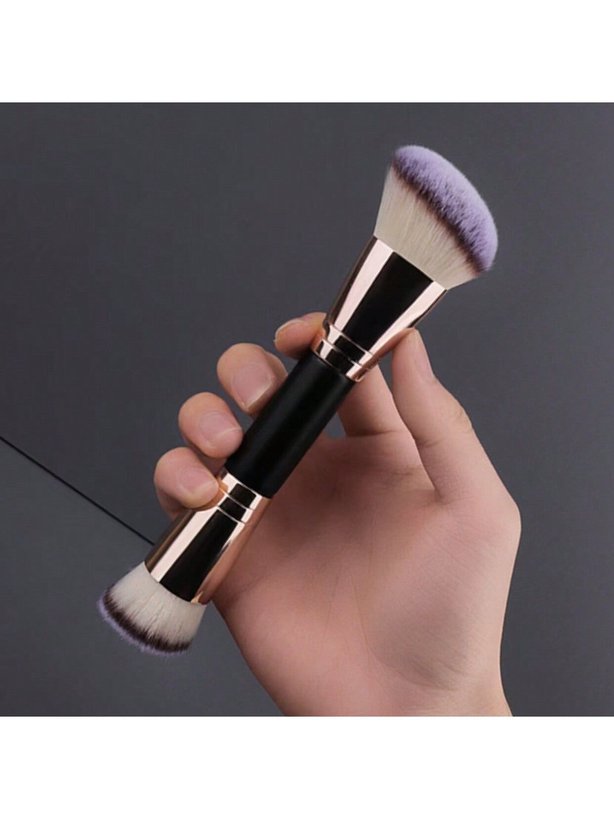 One Portable Double-Ended Multi-Functional Makeup Brush For Face: Foundation Brush, Contour Brush, Powder Brush, Blush Brush All-In-One Makeup Brush Suitable For Men And Women