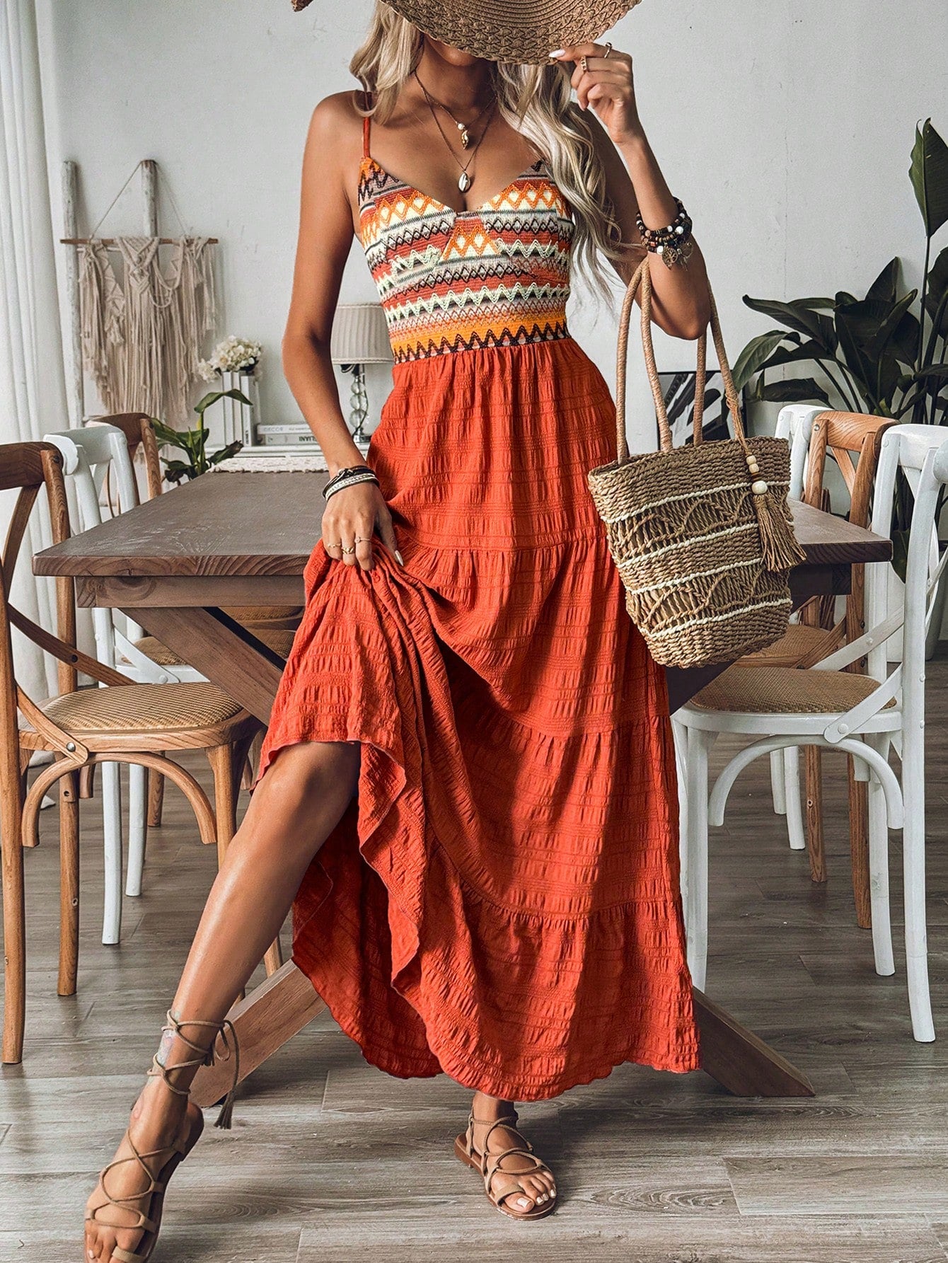 Holidaya Vacation Style Geometric Stripe Contrast Color Layered Ruffle Hem Dress With Spaghetti Straps For Summer Maxi Vacation Beach Outfits Women