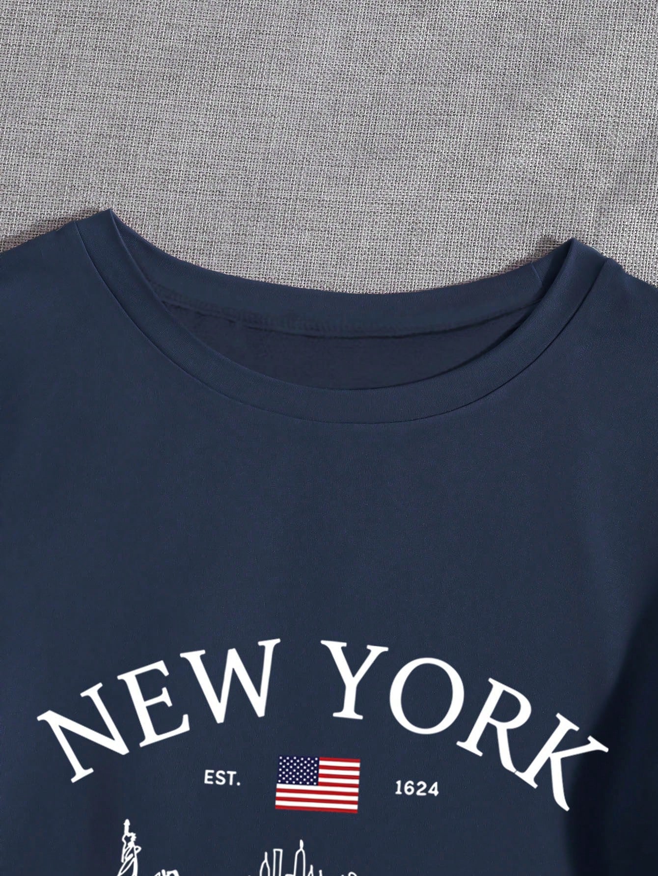 Essnce New York Skyline Printed T-Shirt With American Flag, Women's Summer Short Sleeve Casual Top