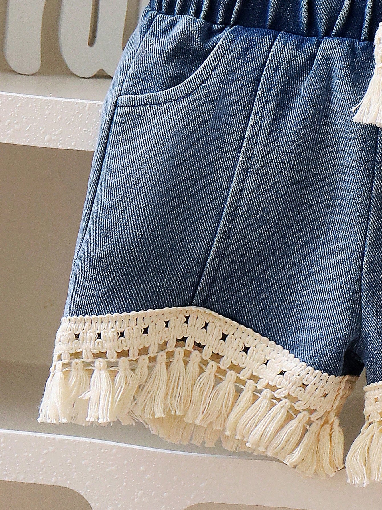 Baby Girl Solid Color Fringe Top And Denim Fringe Shorts Set