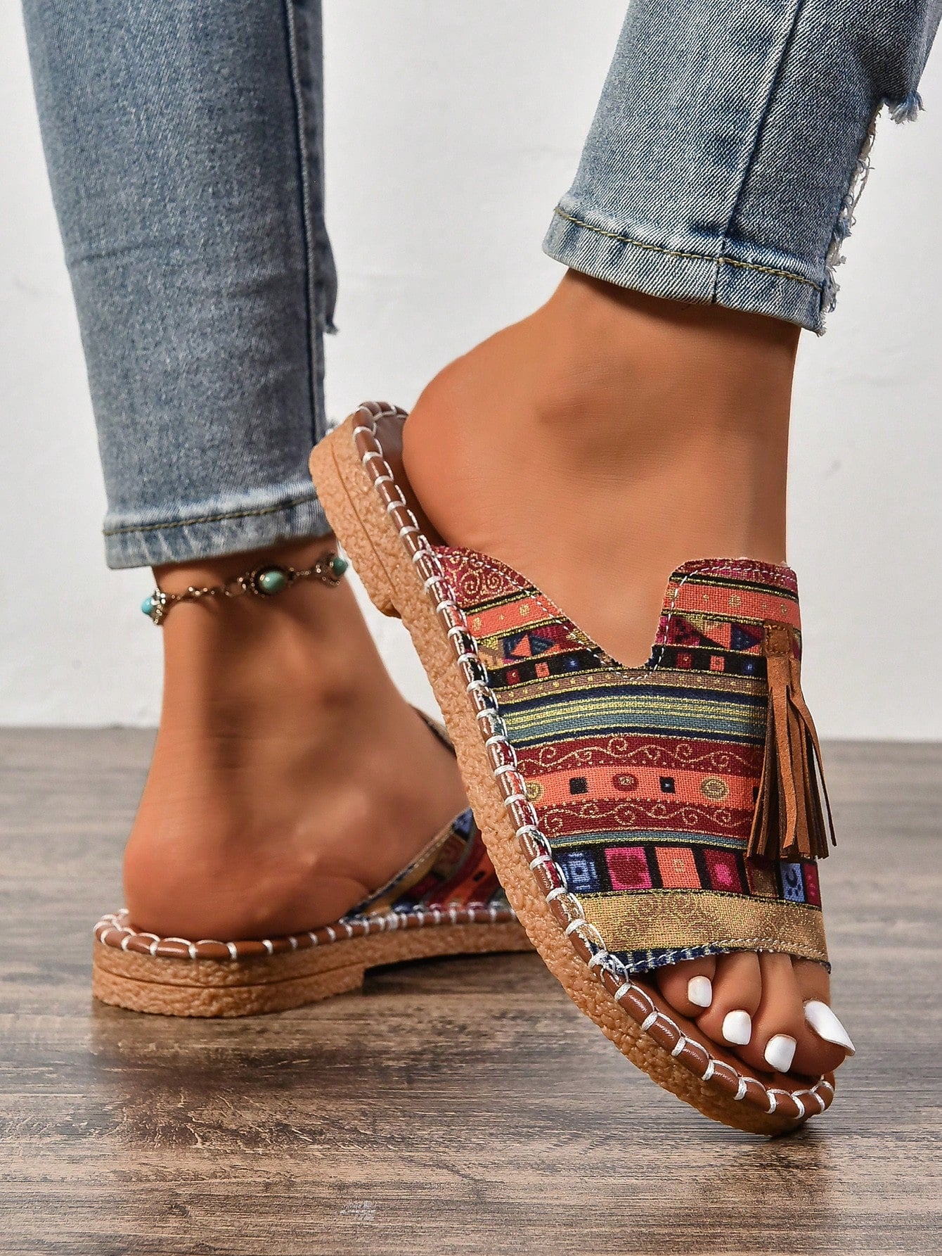 Ladies' Fringe Decor Ethnic Style Flat Sandals, Waterproof Beach Slippers, Slip-Resistant Outdoor Fashionable Match-All Shoes