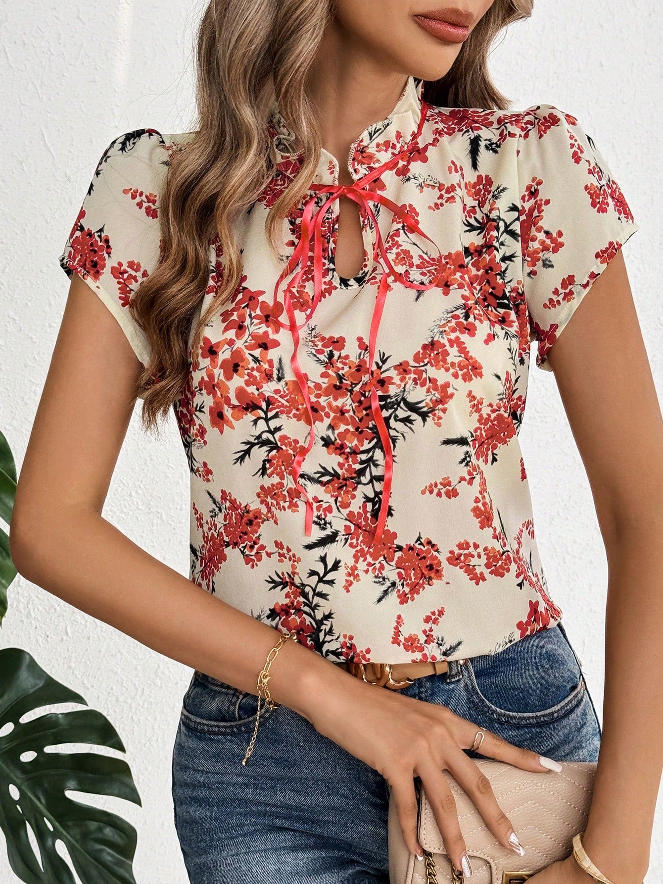 Clasi Women Fresh Floral Pleated Tie-Front Shirt