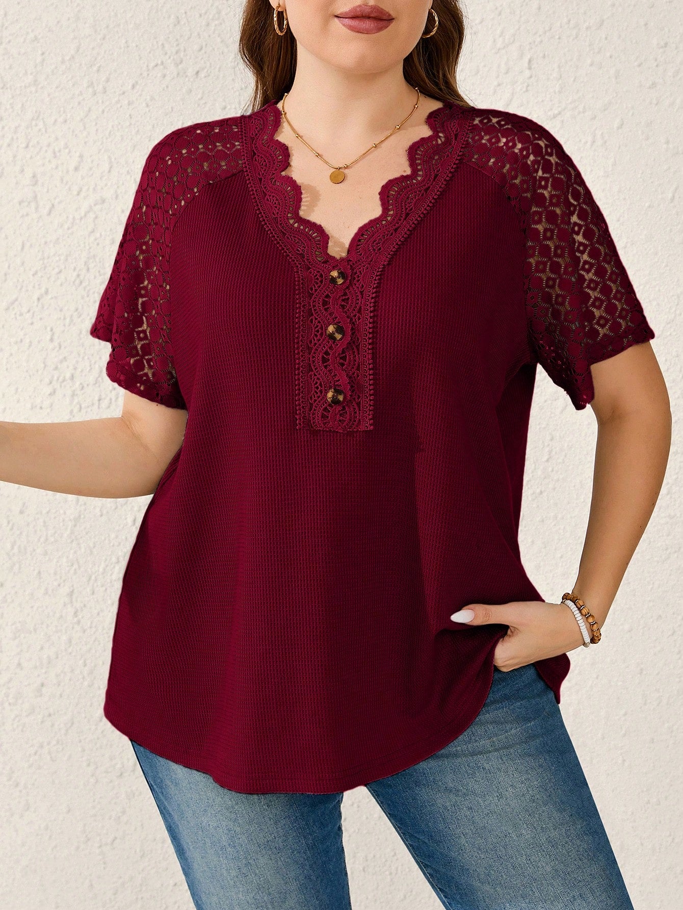 EMERY ROSE Plus Size Women's Casual Contrast Lace V-Neck Short Sleeve T-Shirt, Summer