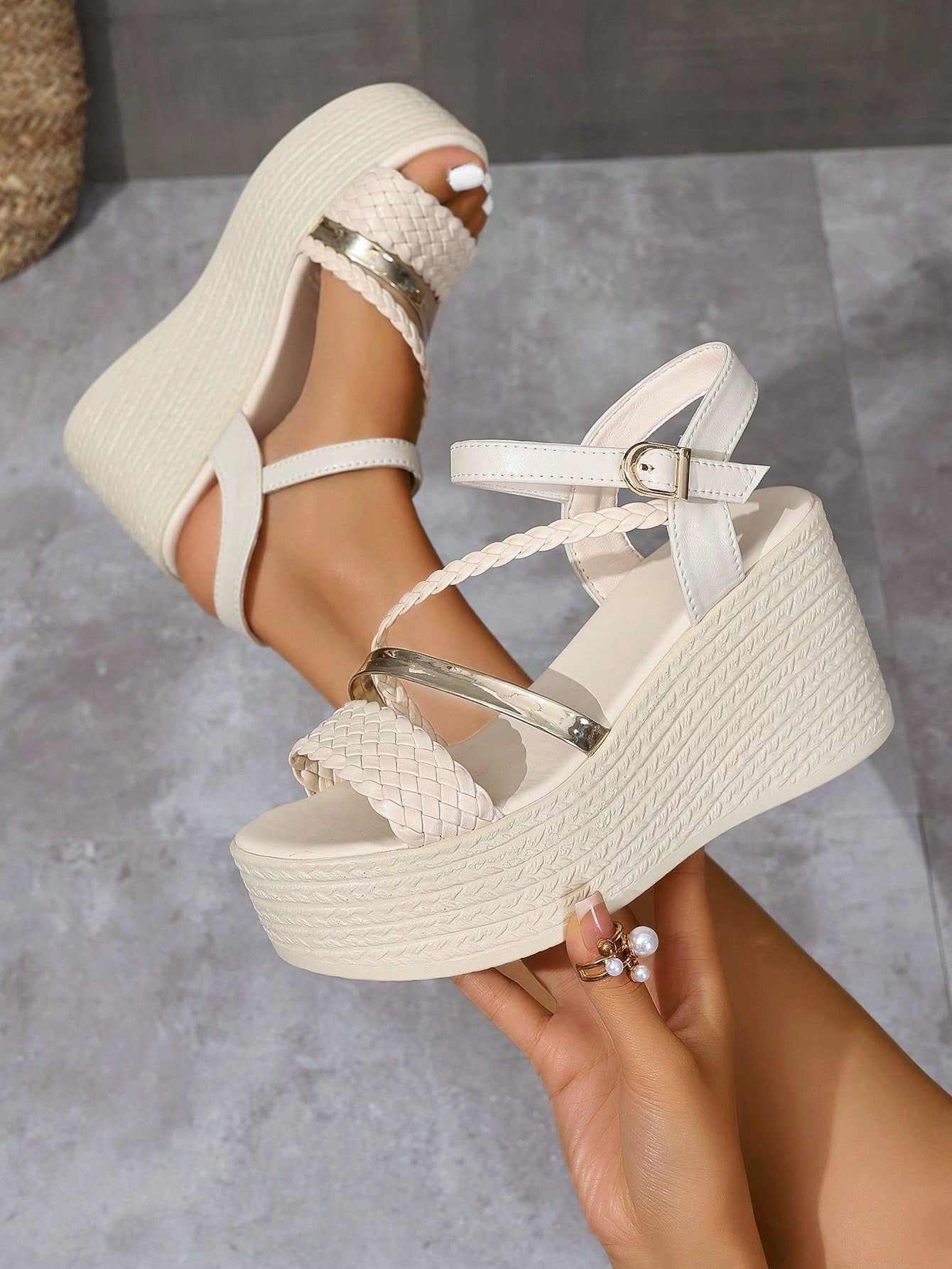 Women's New Summer Woven Strap Fashionable Wedge Sandals With Open-Toe And Thick Sole