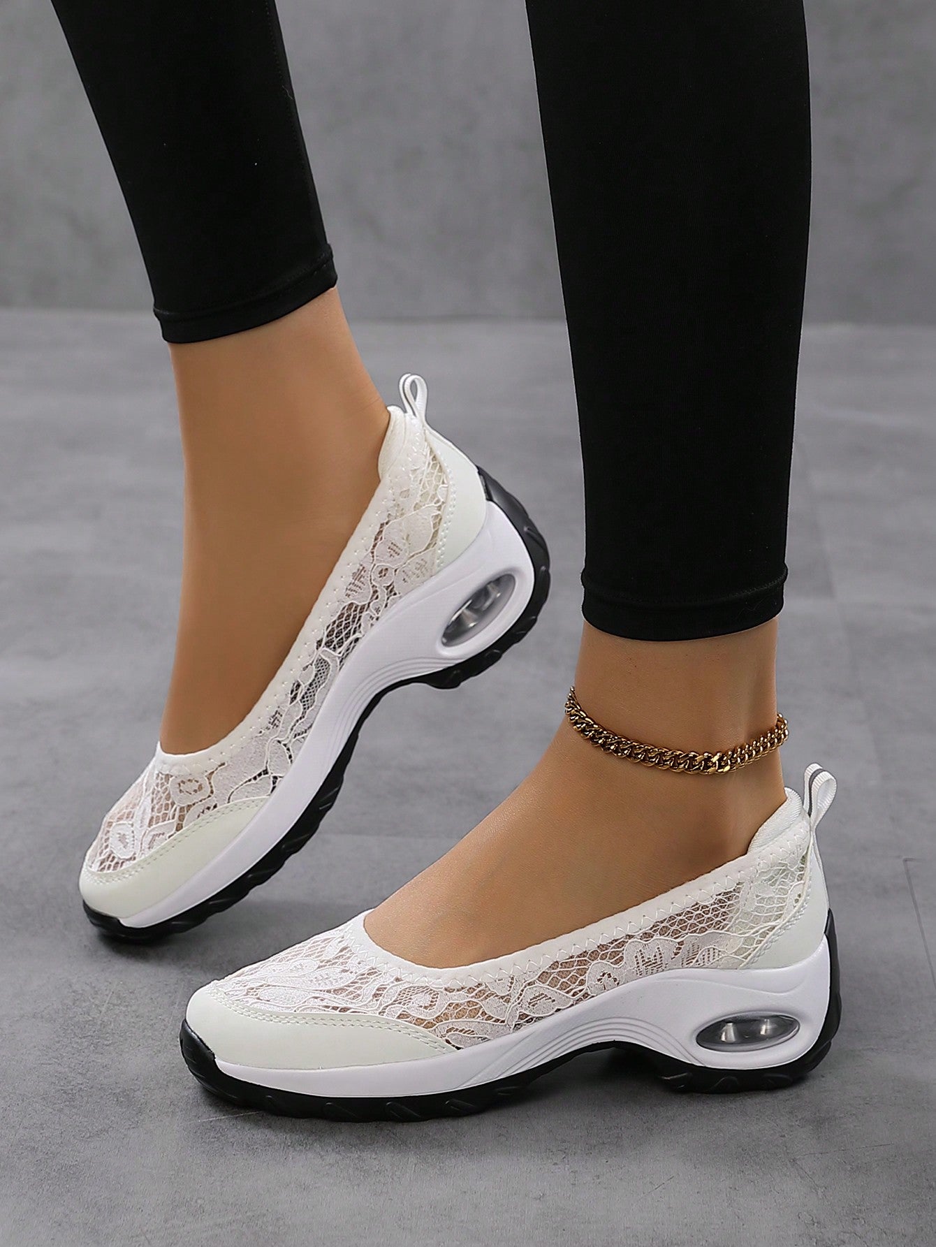 Women's Lace Casual Sneakers, Comfortable Air Cushion Shoes, Spring/Summer New Design, Hollow Breathable