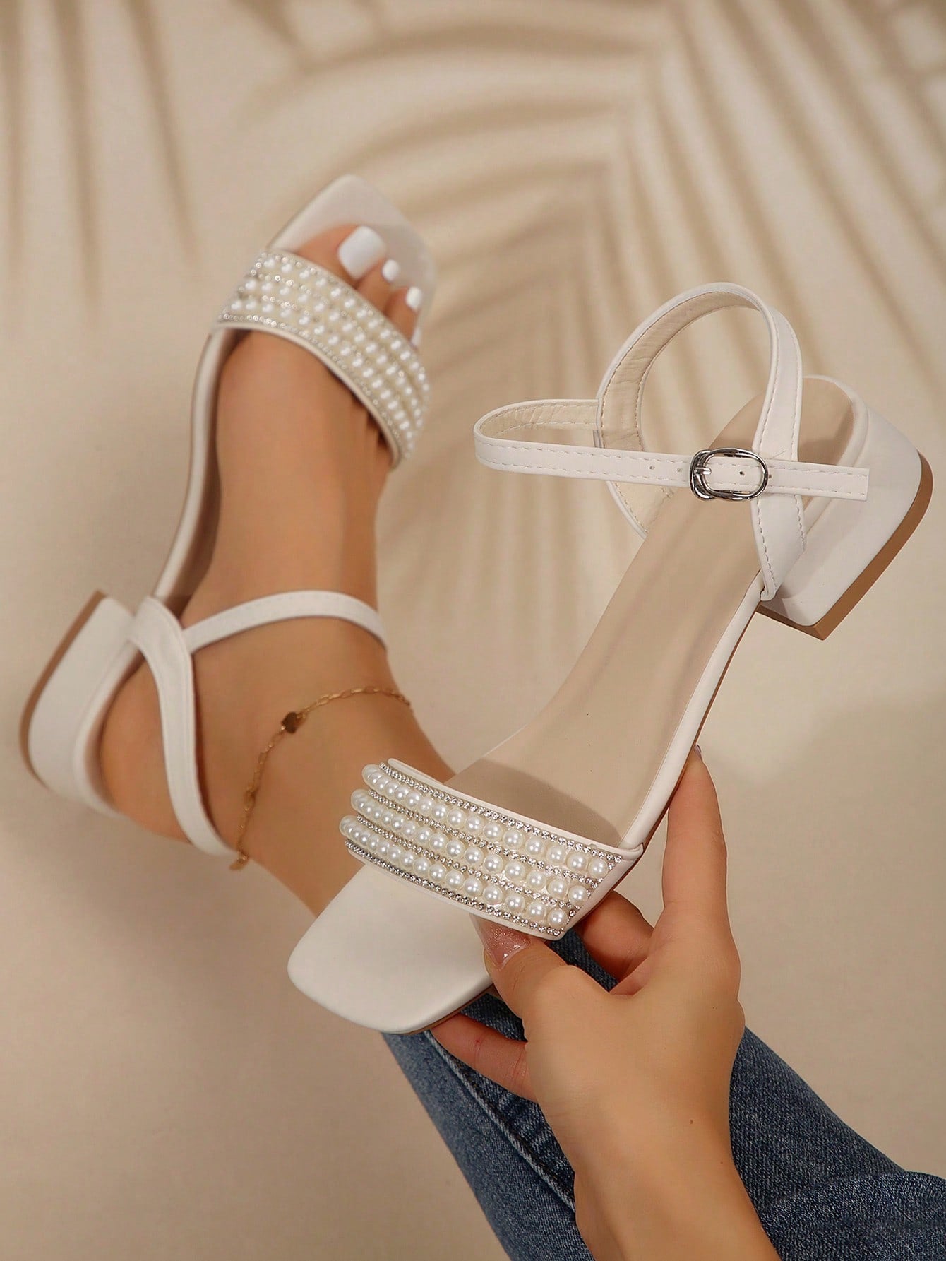 Summer Women Simple Pearl Ankle Strap Mid-Heel Sandals For Wedding Or Banquet