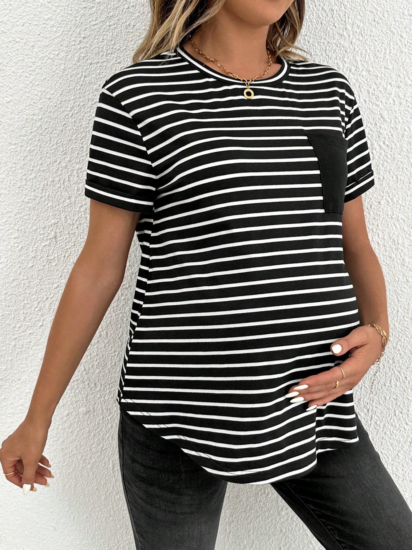 SHEIN Maternity Casual/Commute Striped Round Collar Short Sleeve T-Shirt