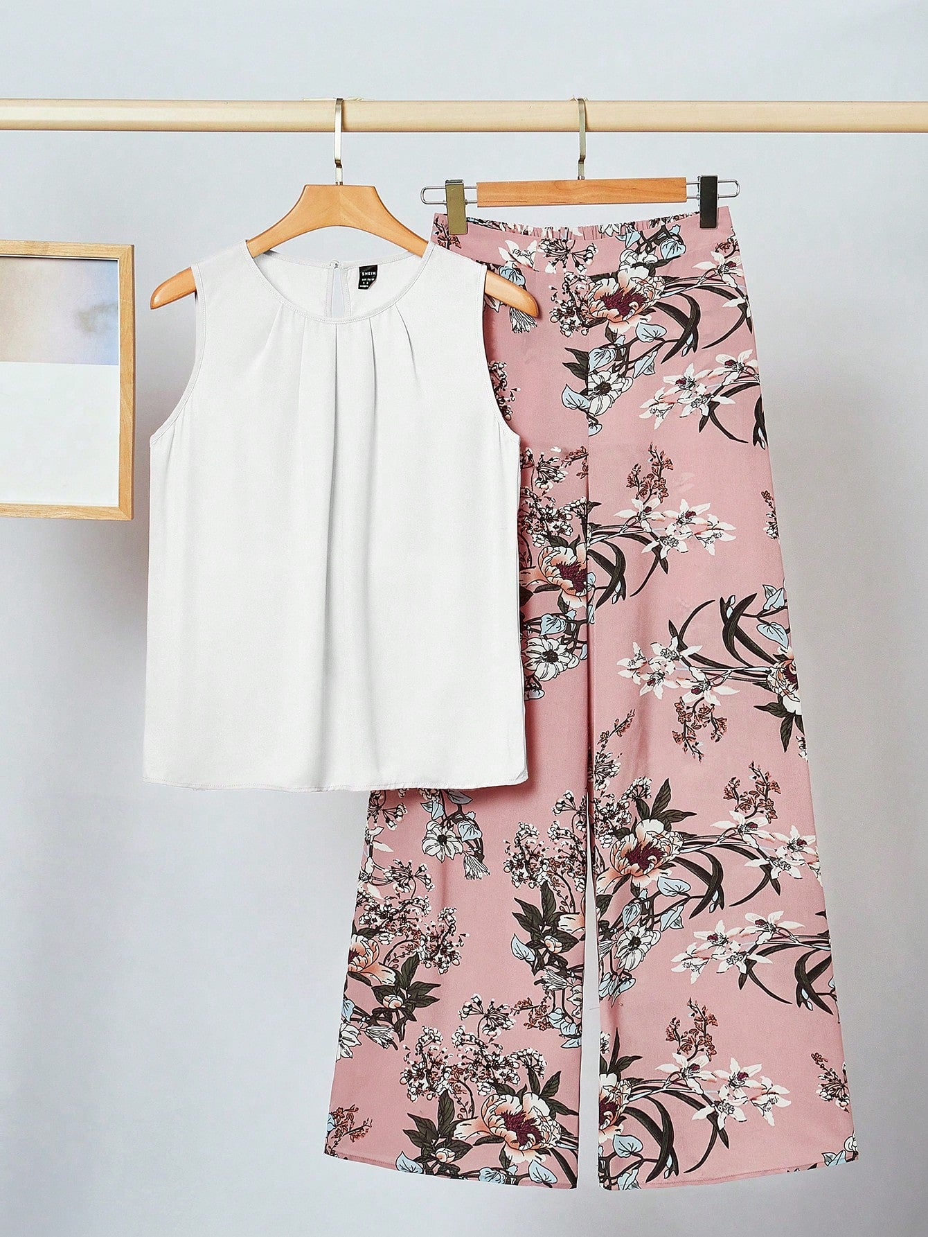 SHEIN Clasi Elegant Women's Pink Chiffon Solid Color Top And Flower Wide Leg Pants Set