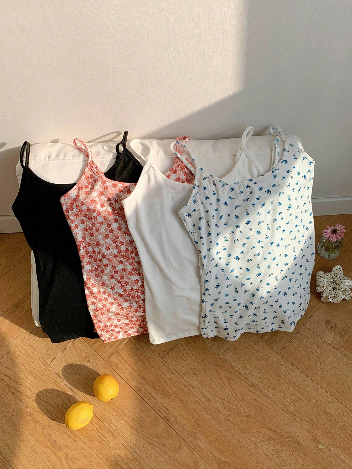 EZwear 4pcs Slim Fit Women's Camisole Tops, Casual And Suitable For Summer