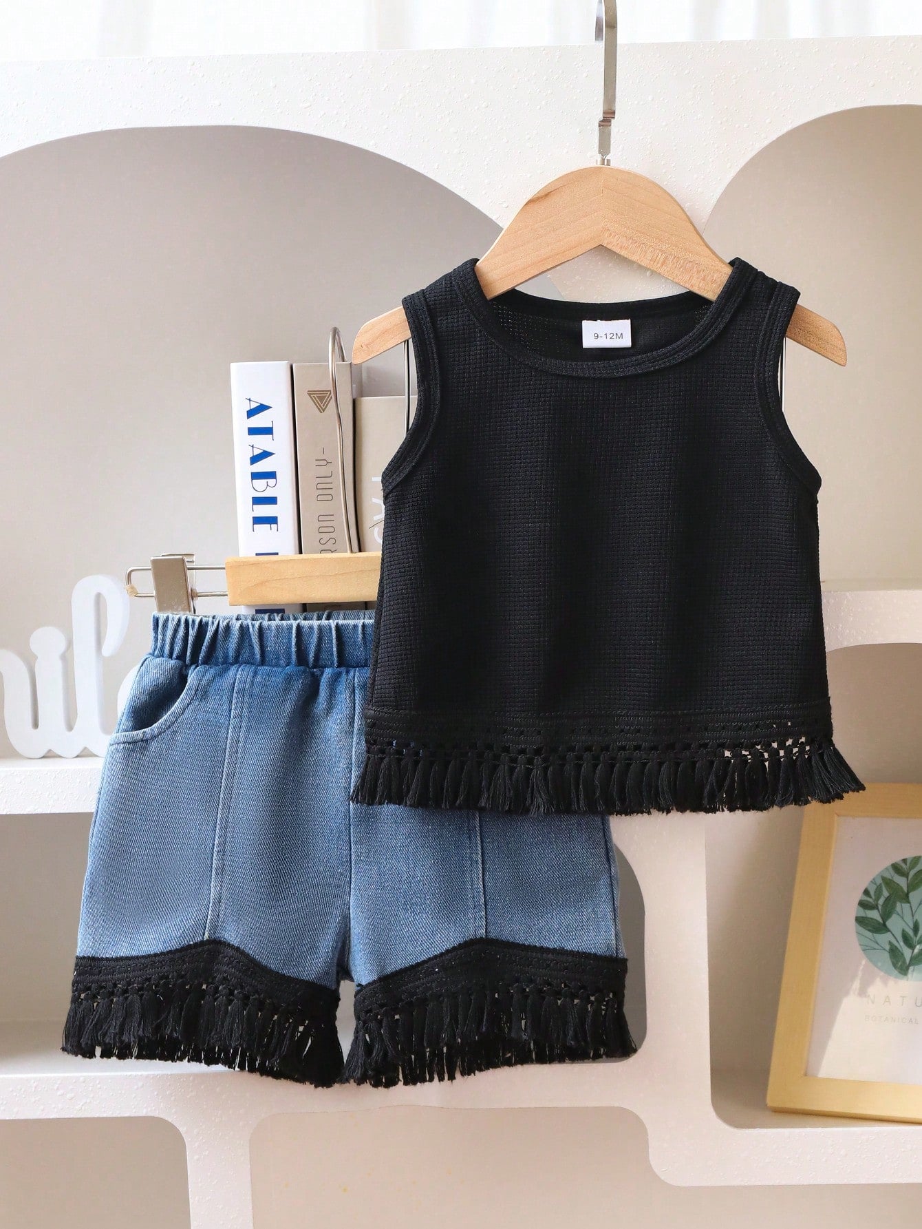 Baby Girl Solid Color Fringe Top And Denim Fringe Shorts Set