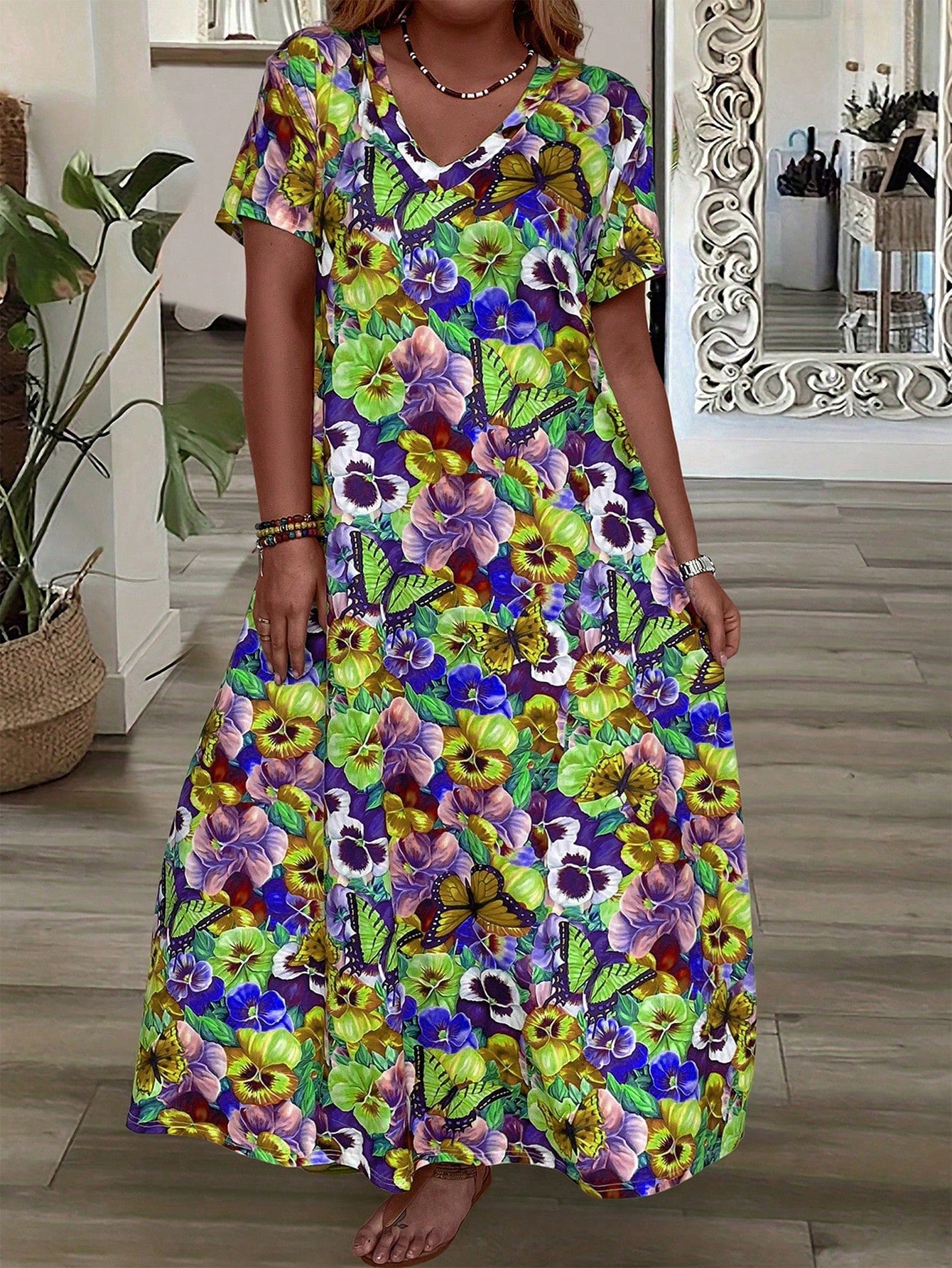 Plus Size V-Neck Floral Printed Summer Short Sleeve Dress