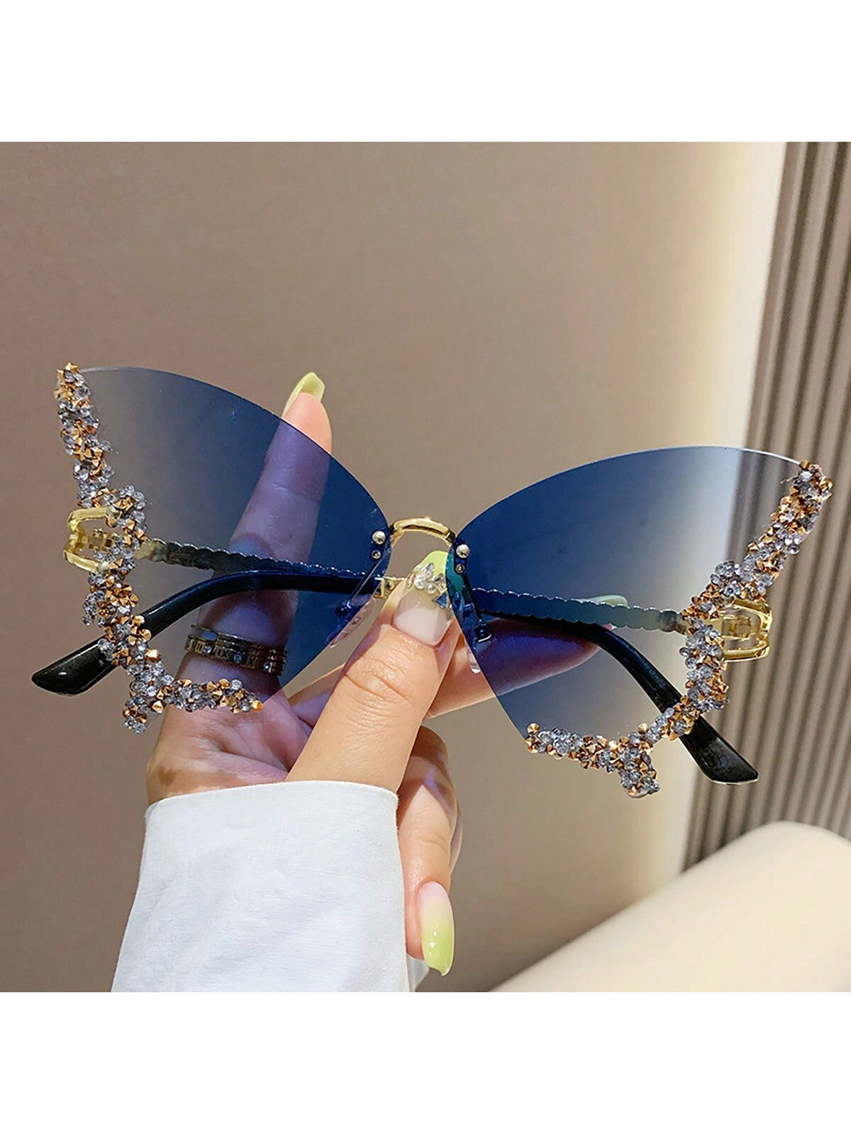 New Luxury Rhinestone Butterfly Fashion Glasses For Women And Men Y2K Sparkling Rhinestone Rimless Fashion Glasses Beach Accessories For Women Glasses Shades Trendy Basics Fall Winter Women Outfits Clothes Business Casual Gifts