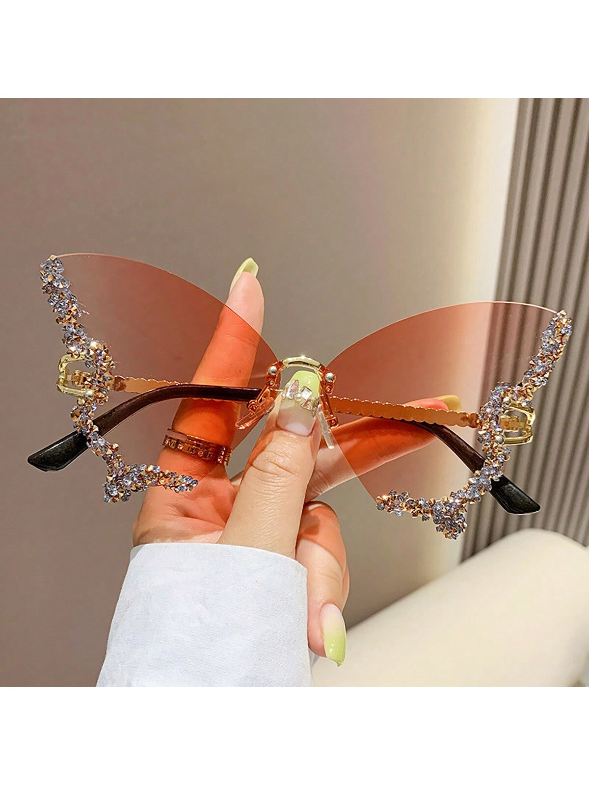 New Luxury Rhinestone Butterfly Fashion Glasses For Women And Men Y2K Sparkling Rhinestone Rimless Fashion Glasses Beach Accessories For Women Glasses Shades Trendy Basics Fall Winter Women Outfits Clothes Business Casual Gifts