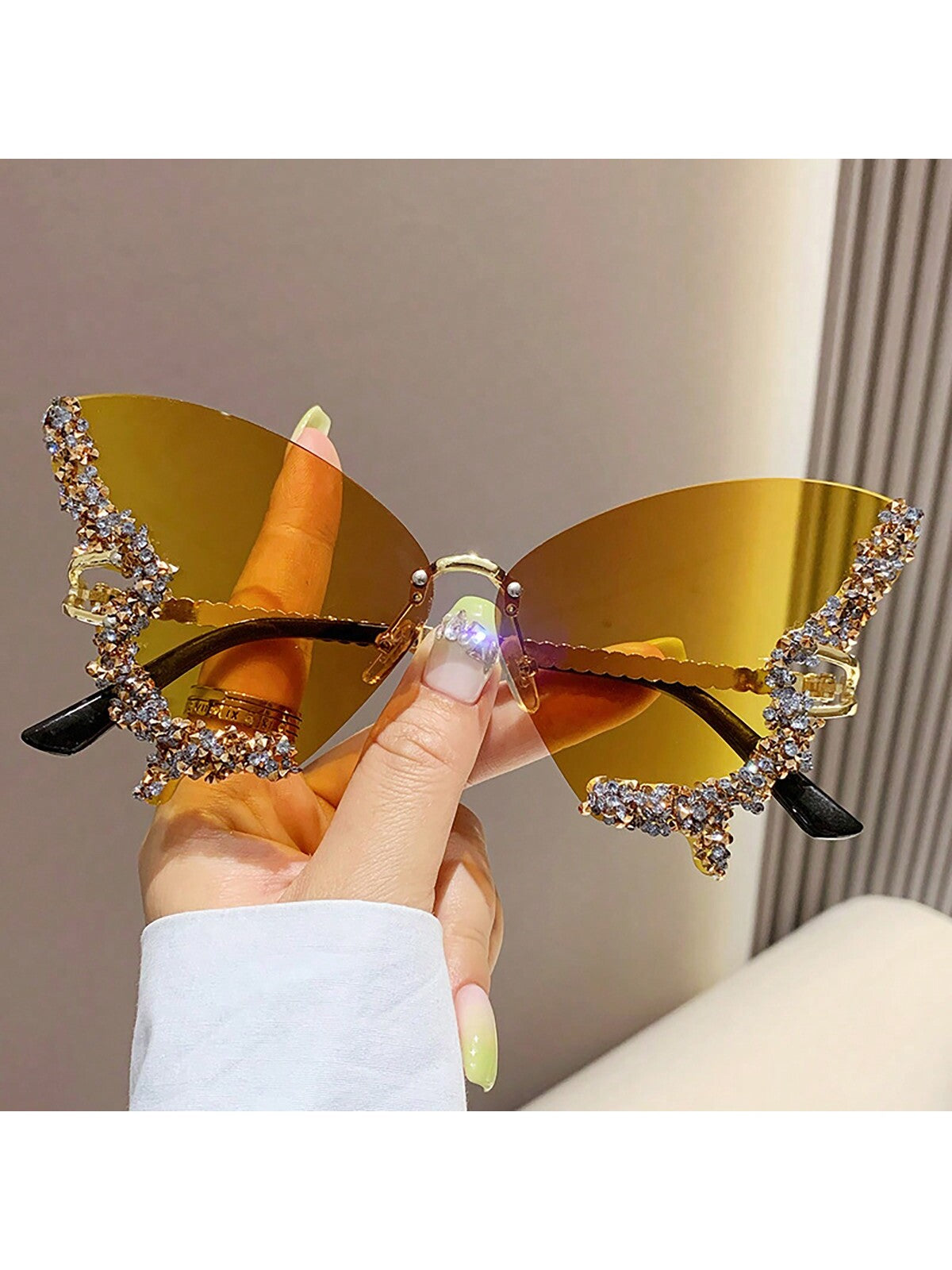 New Luxury Rhinestone Butterfly Fashion Glasses For Women And Men Y2K Sparkling Rhinestone Rimless Fashion Glasses Beach Accessories For Women Glasses Shades Trendy Basics Fall Winter Women Outfits Clothes Business Casual Gifts