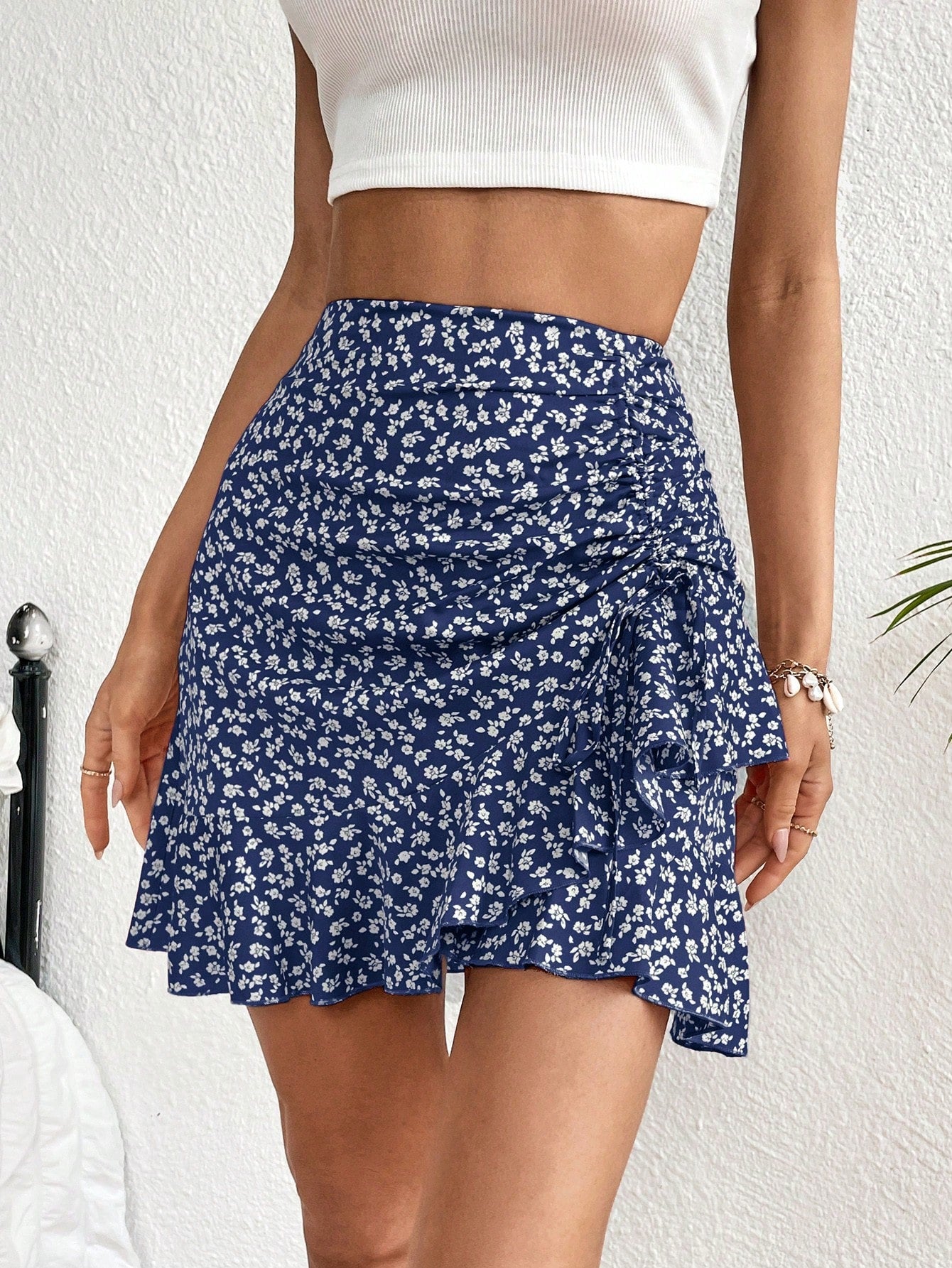 VCAY Ditsy Floral Print Drawstring Ruffle Hem Skirt