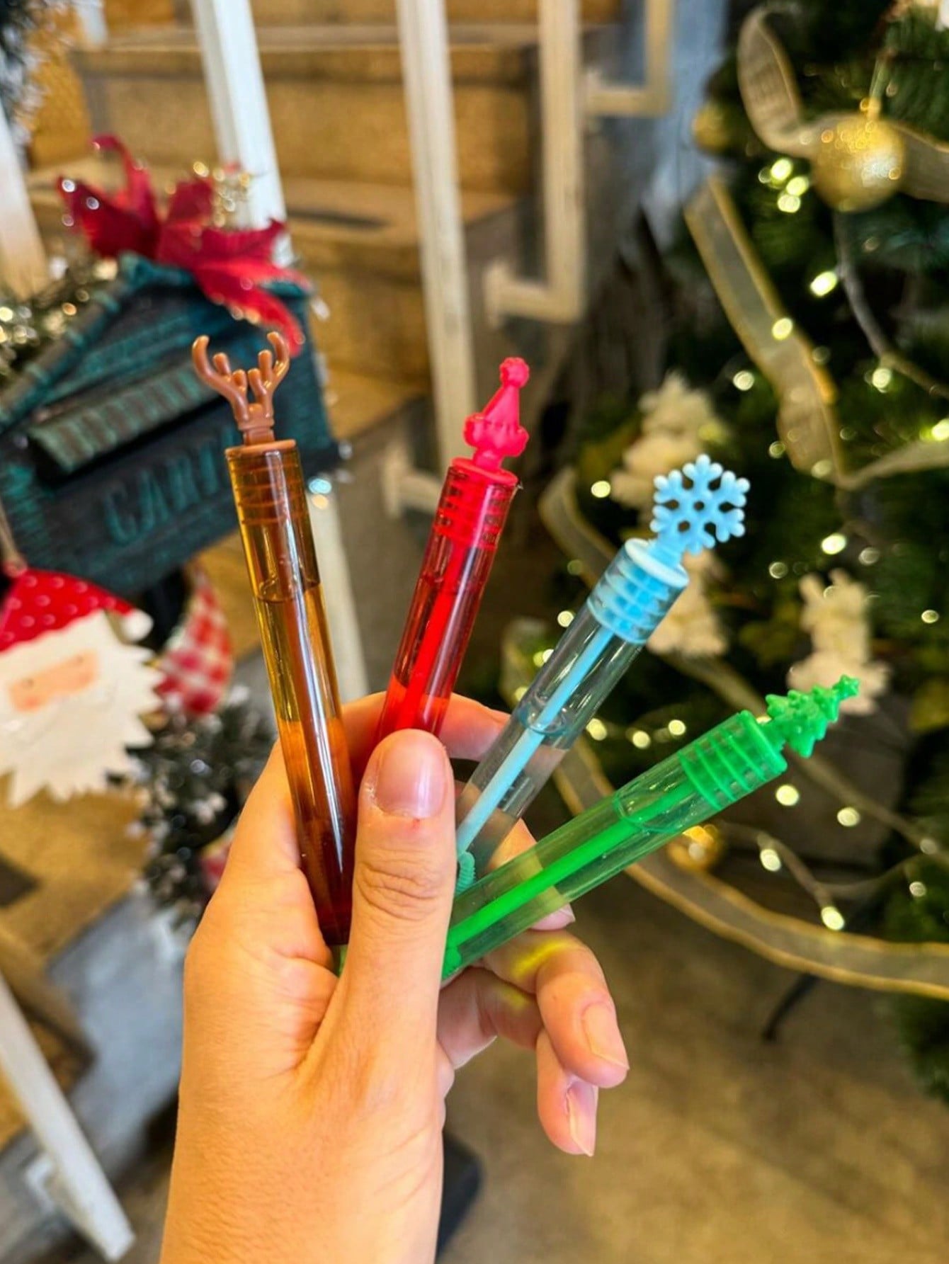 10/20pcs Christmas Bubble Wands, Mini Bubble Wands Bulk For Christmas, Christmas Toys Gift For Party Supplies Classroom Rewards Sock Fillers Gifts, 4 Style,Christmas