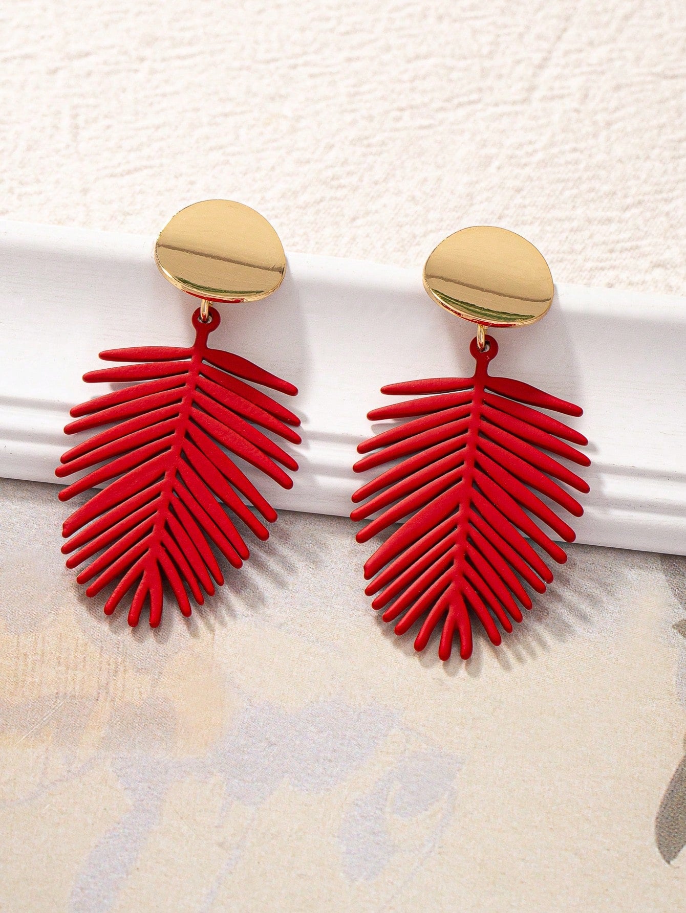 1 Pair Of Stylish Bohemian Style Leaf Pendant Earrings 2024 Collection For Women Daily Wear