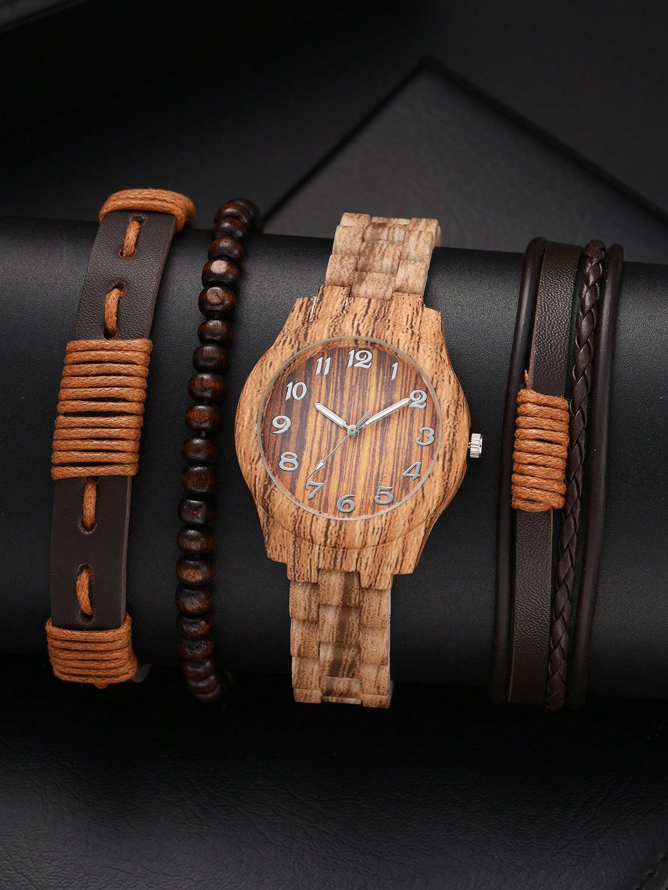 4pcs Lady's Brown Wood Grain Watch Strap Fashionable Casual Retro Digital Scale Circular Dial Women's Quartz Watch Bracelet Set Suitable For Daily Wear Decoration As A Holiday Gift For Friends And Mothers