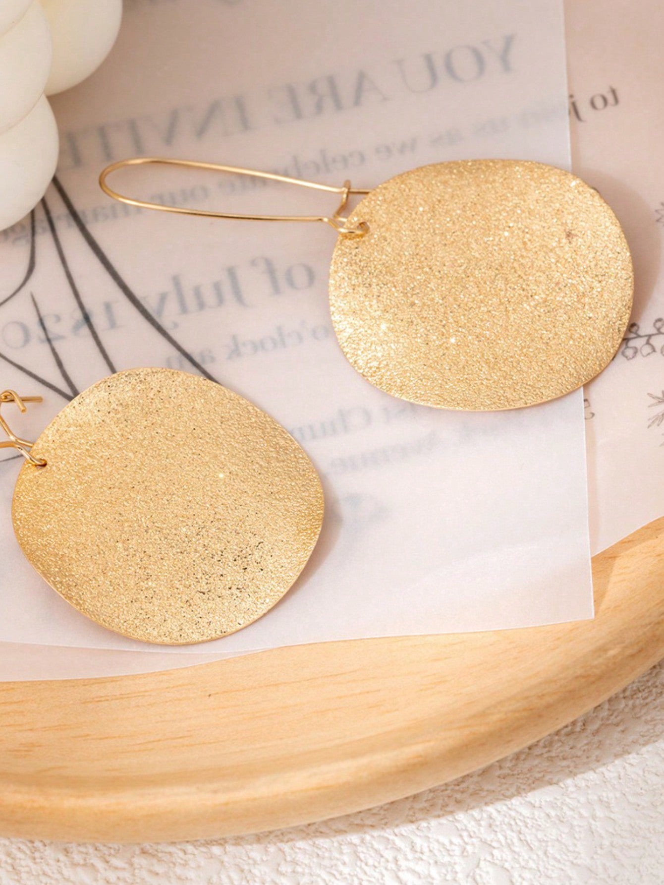 1pair Minimalist Geometric Round Pendant Earrings