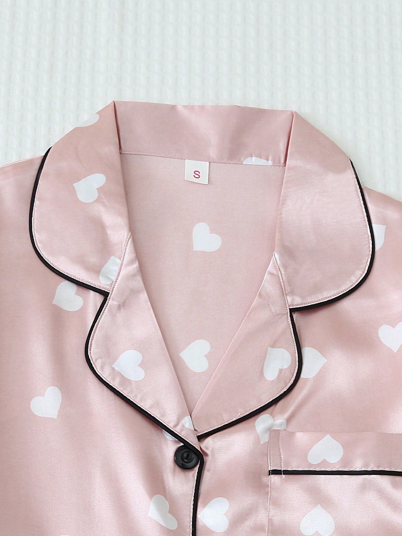 2pcs Satin Heart Print Pajama Set - Short Sleeve V-Neck Top And Bow Shorts Sleepwear For Women