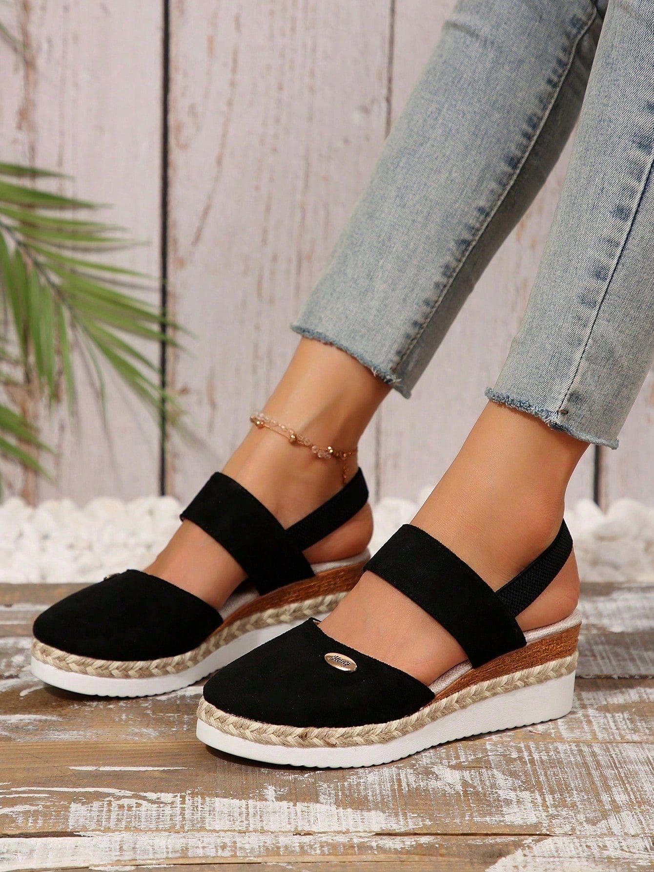 Women's Closed Toe Wedge Heel Black Summer Sandals With Color Block, Elastic Strap & Rope Sole