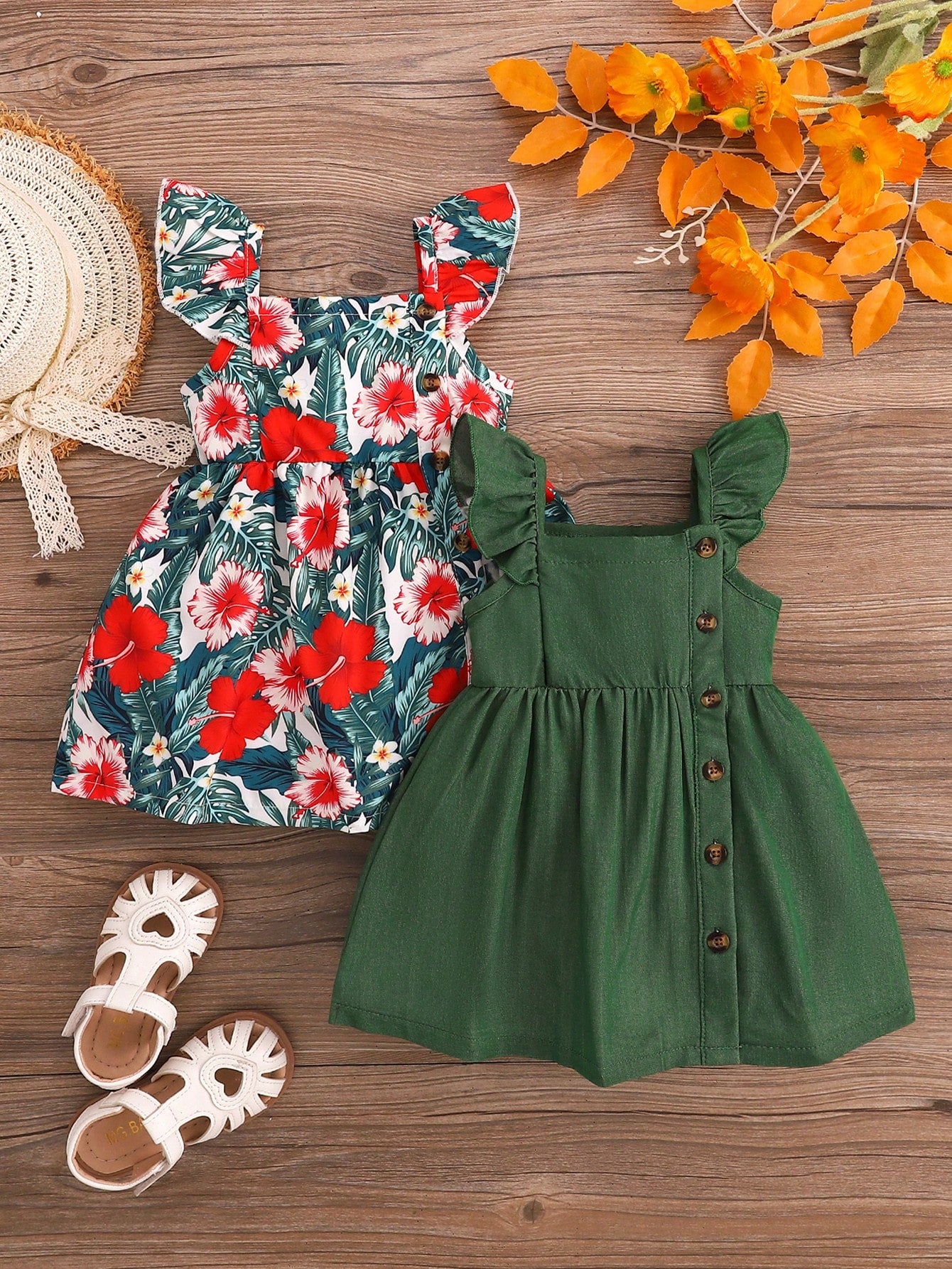 Baby Girl 2pcs/Pack Fashionable Leaf Print Button Detail Ruffle Trim Sleeveless Dress & Solid Dress For Summer Holiday