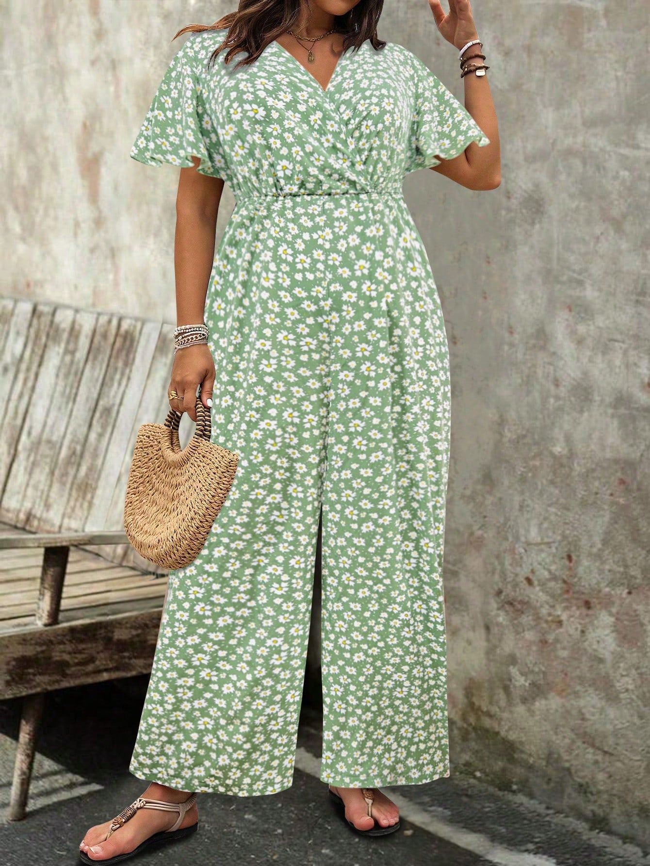 LUNE Plus Size Vacation & Leisure Floral Patterned Jumpsuit With Cinched Waist