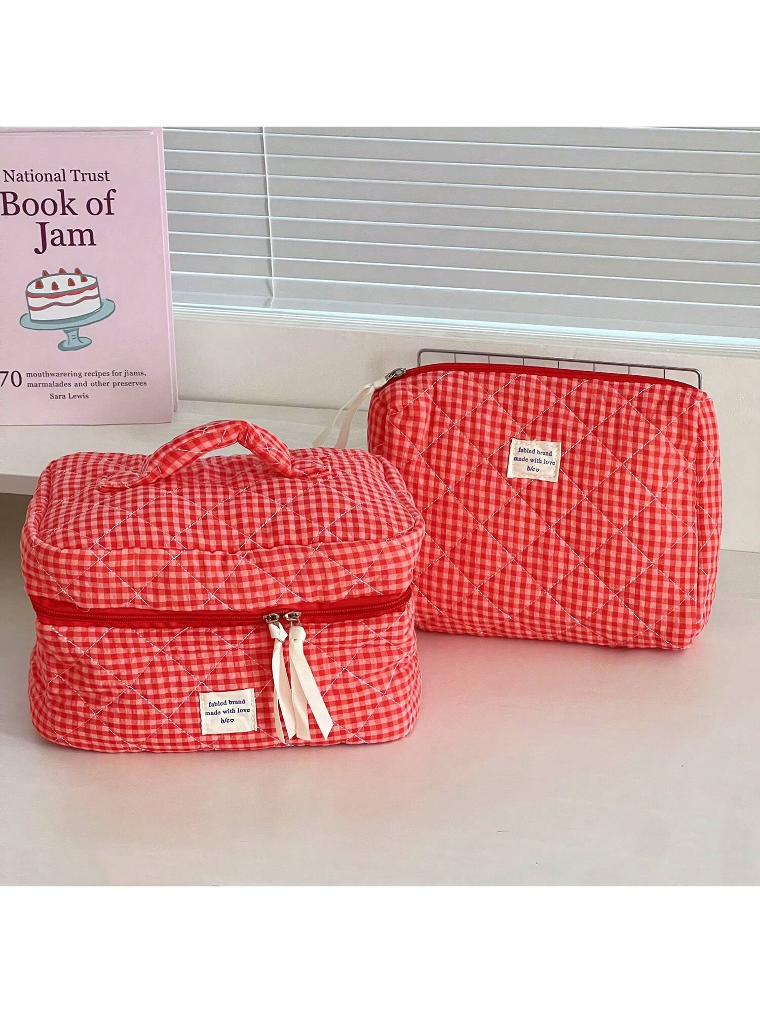 1 Pc Red Berry Plaid Make Up Bag For Women Travel Large Red Cosmetic Bag Pouch