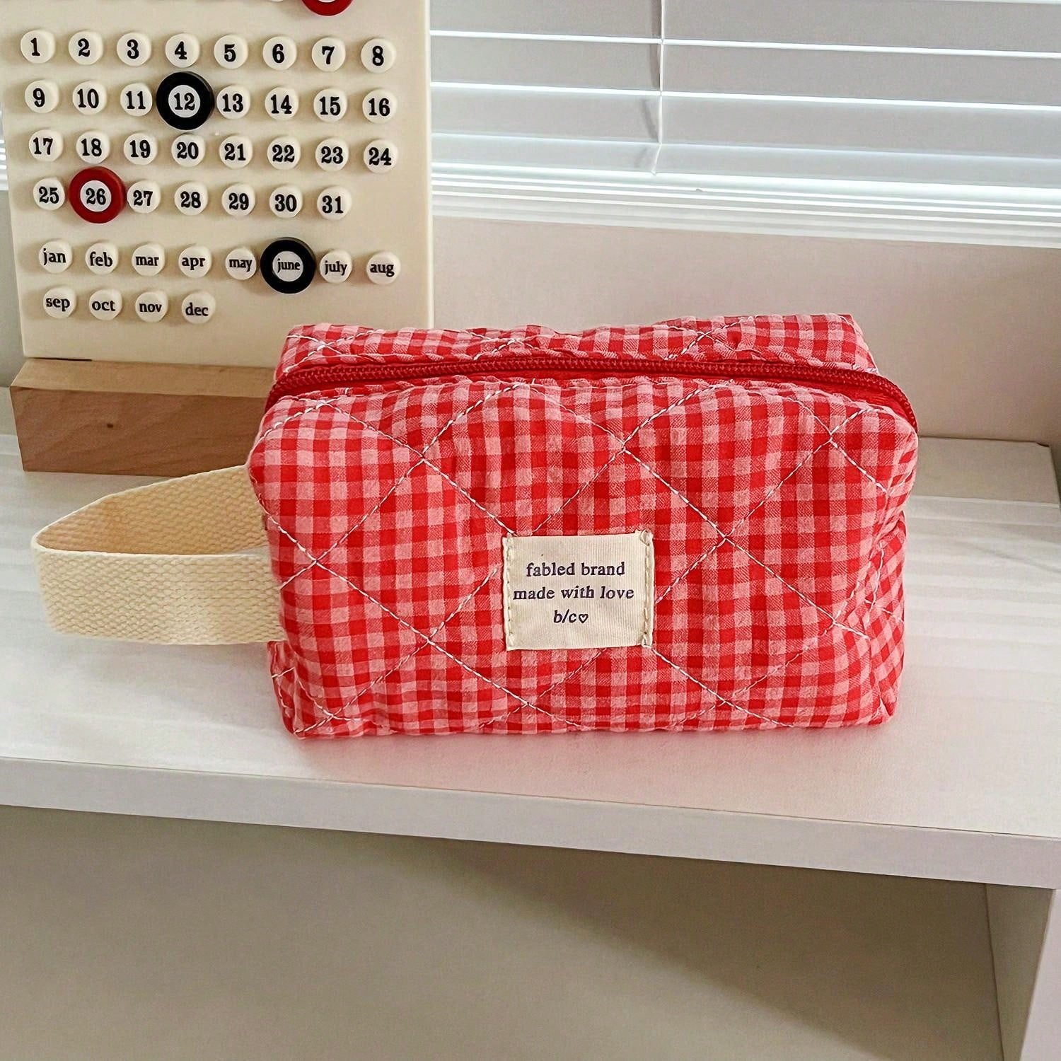 1 Pc Red Berry Plaid Make Up Bag For Women Travel Large Red Cosmetic Bag Pouch