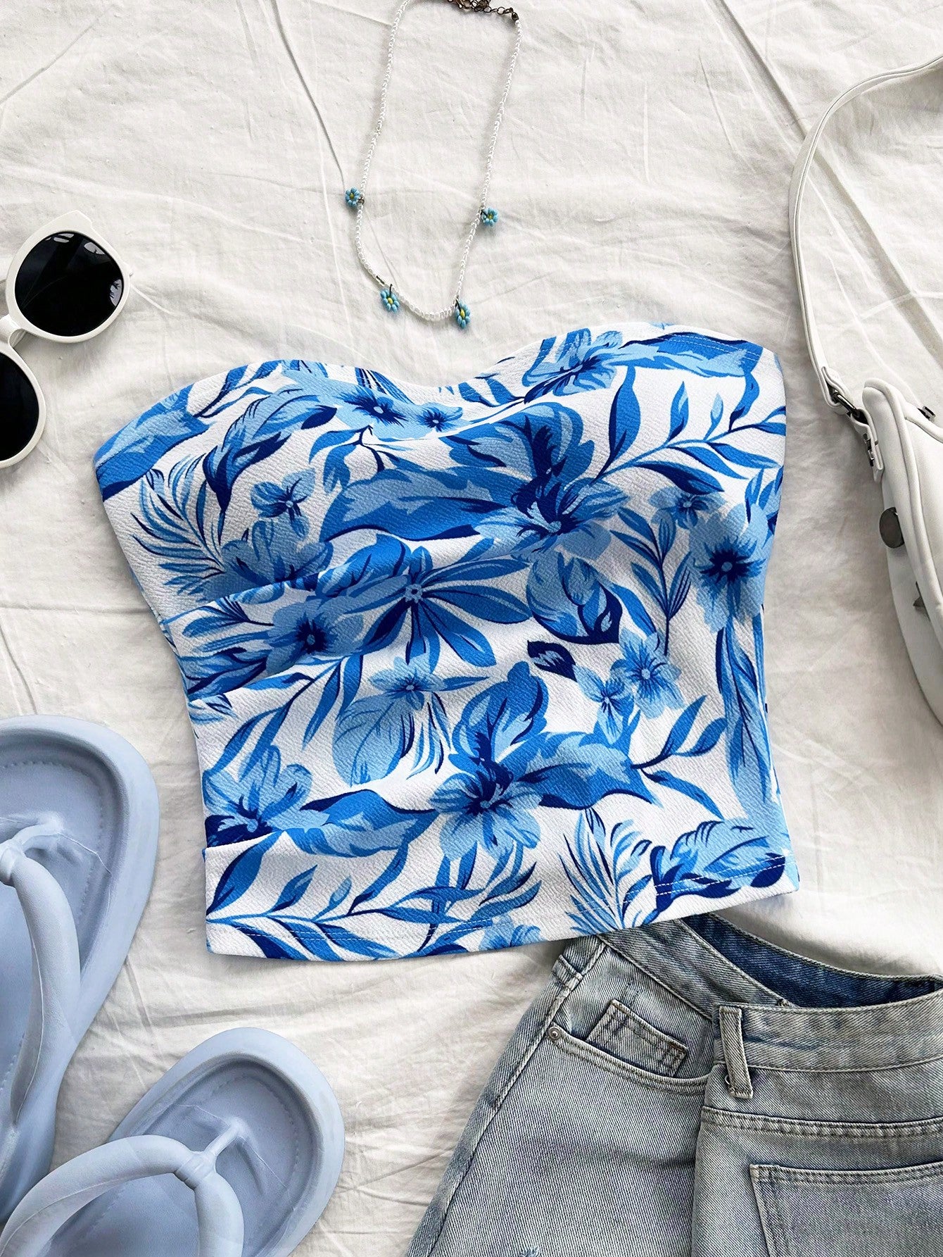 WYWH Ladies Blue & White Printed Bandeau Top For Vacation, Autumn & Winter Fashion Undershirt