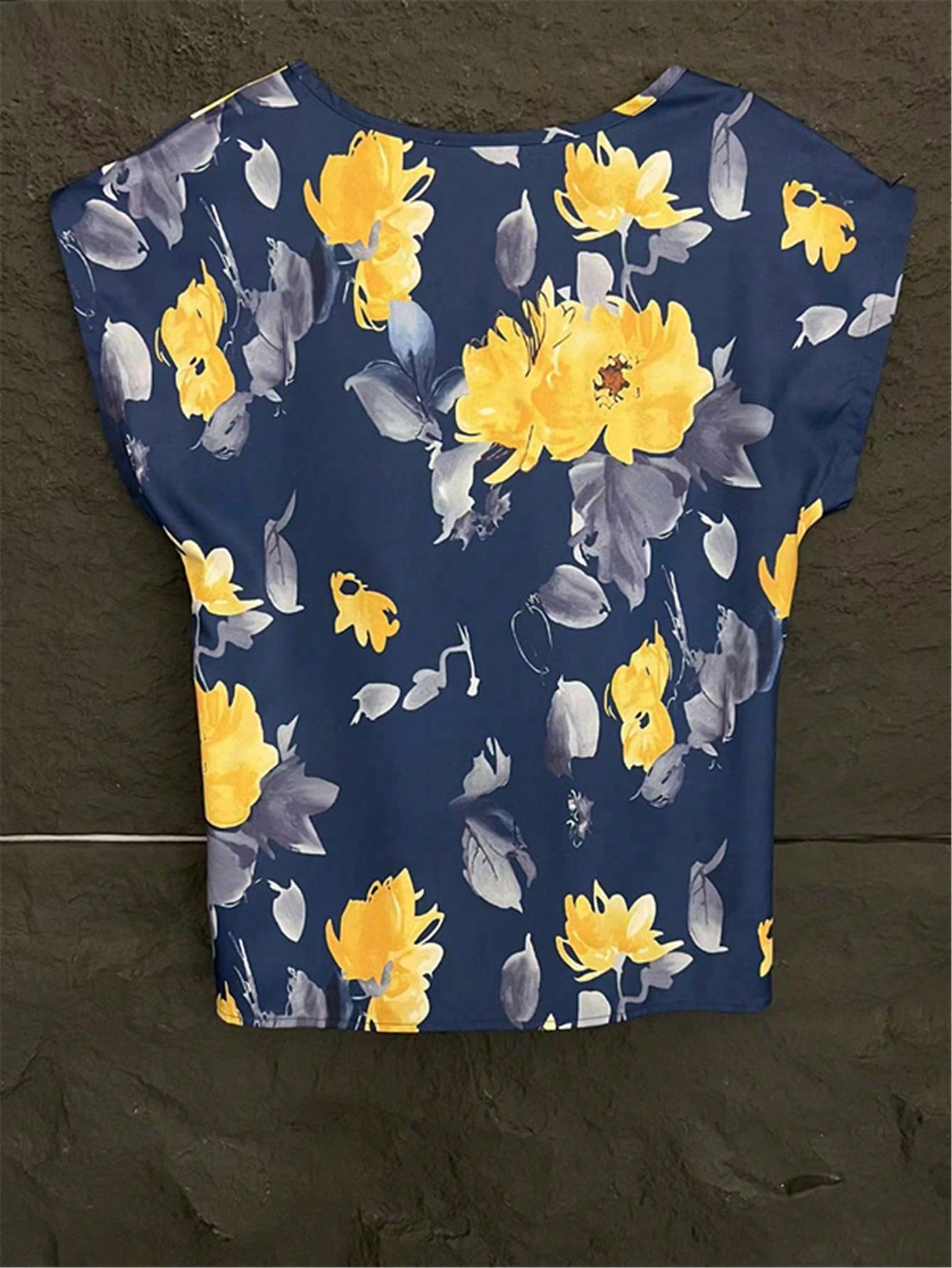 Women's Casual Floral Print Round Neck Blouse