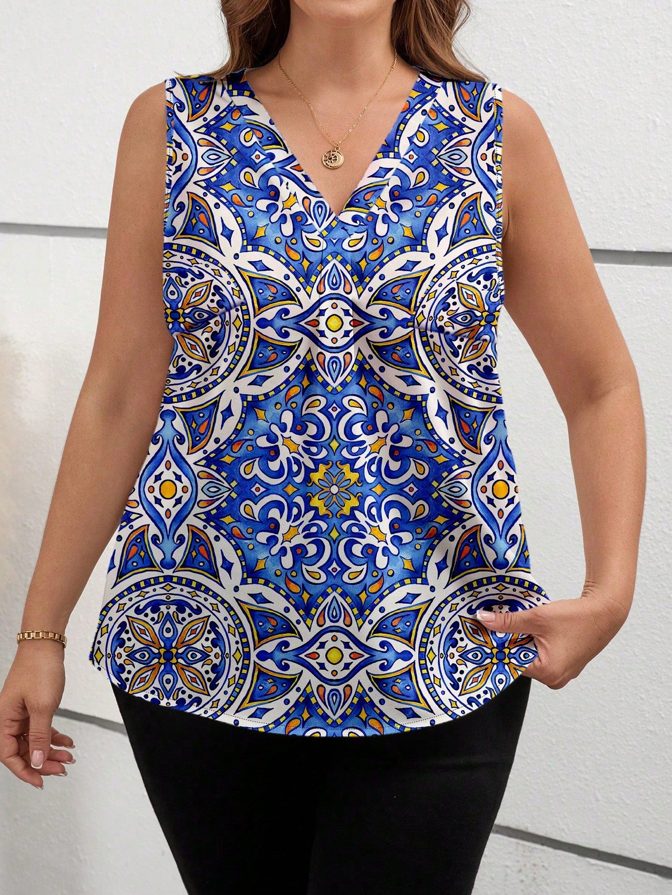 Marina Oliveira Artist Plus Sizev Elegant Sleeveless Retro Print Women Blouse