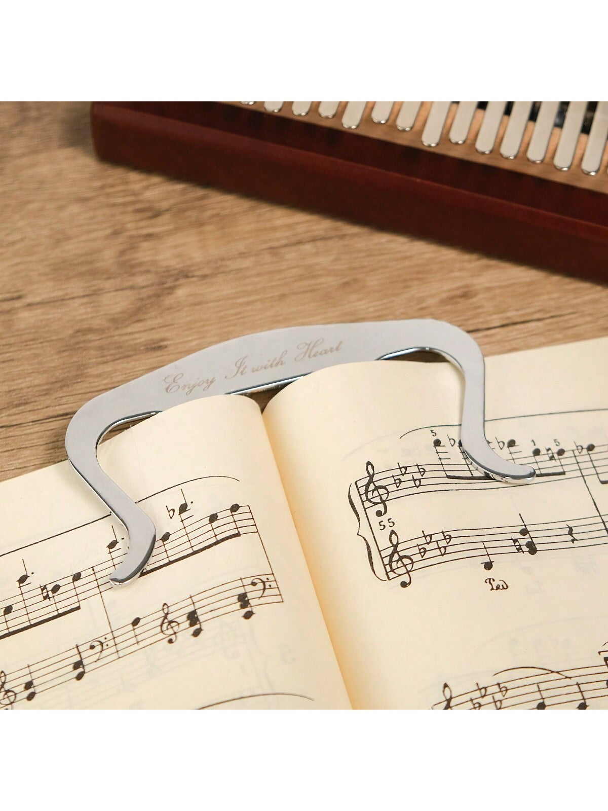 Personalized Music Sheet Clip Page Holder Custom Piano Guitar Violin Bookmark Engraved Name Saxophone Accessories Teacher Gift For Musician