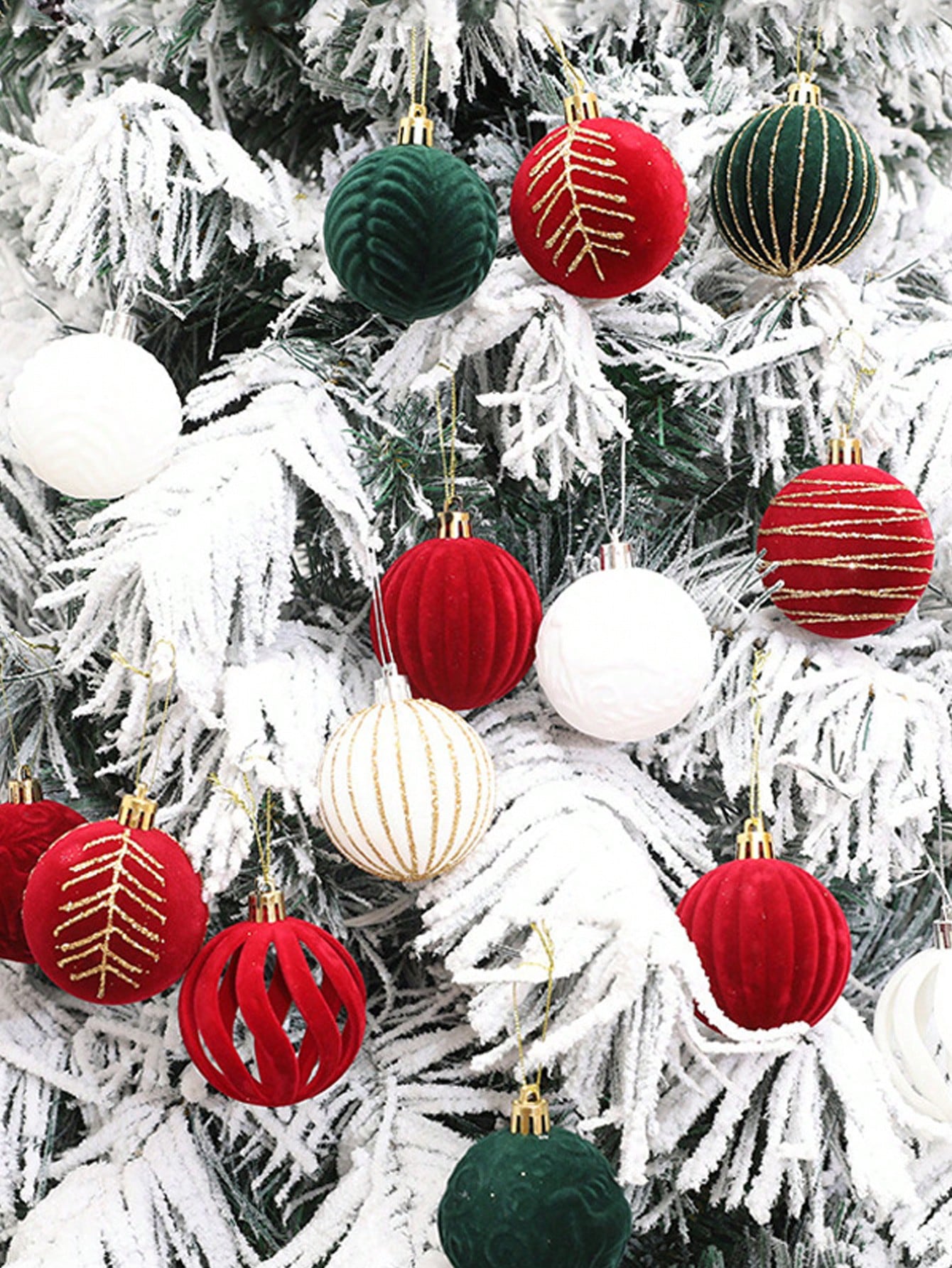 12Pcs/Set Red Plush Christmas Ball Hanging Pendants Ornaments Large Christmas Tree Balls Decorations Home Decor Xmas Party Navidad,Christmas