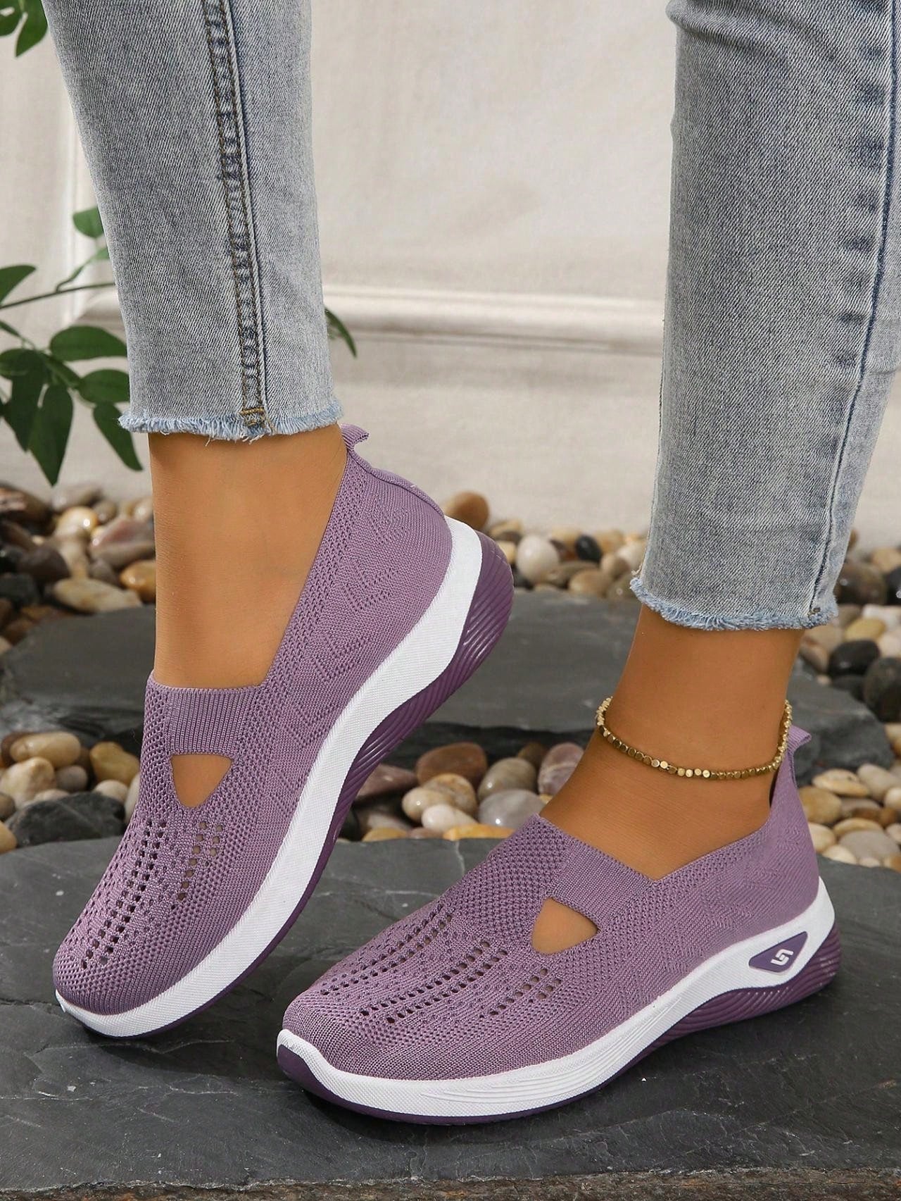 Women's Breathable Soft Bottom Casual Slip-On Mesh Sneakers, Hollow Out Lightweight Sport Shoes, Anti-Slip Walking Shoes, Soft Sole Moms Loafers