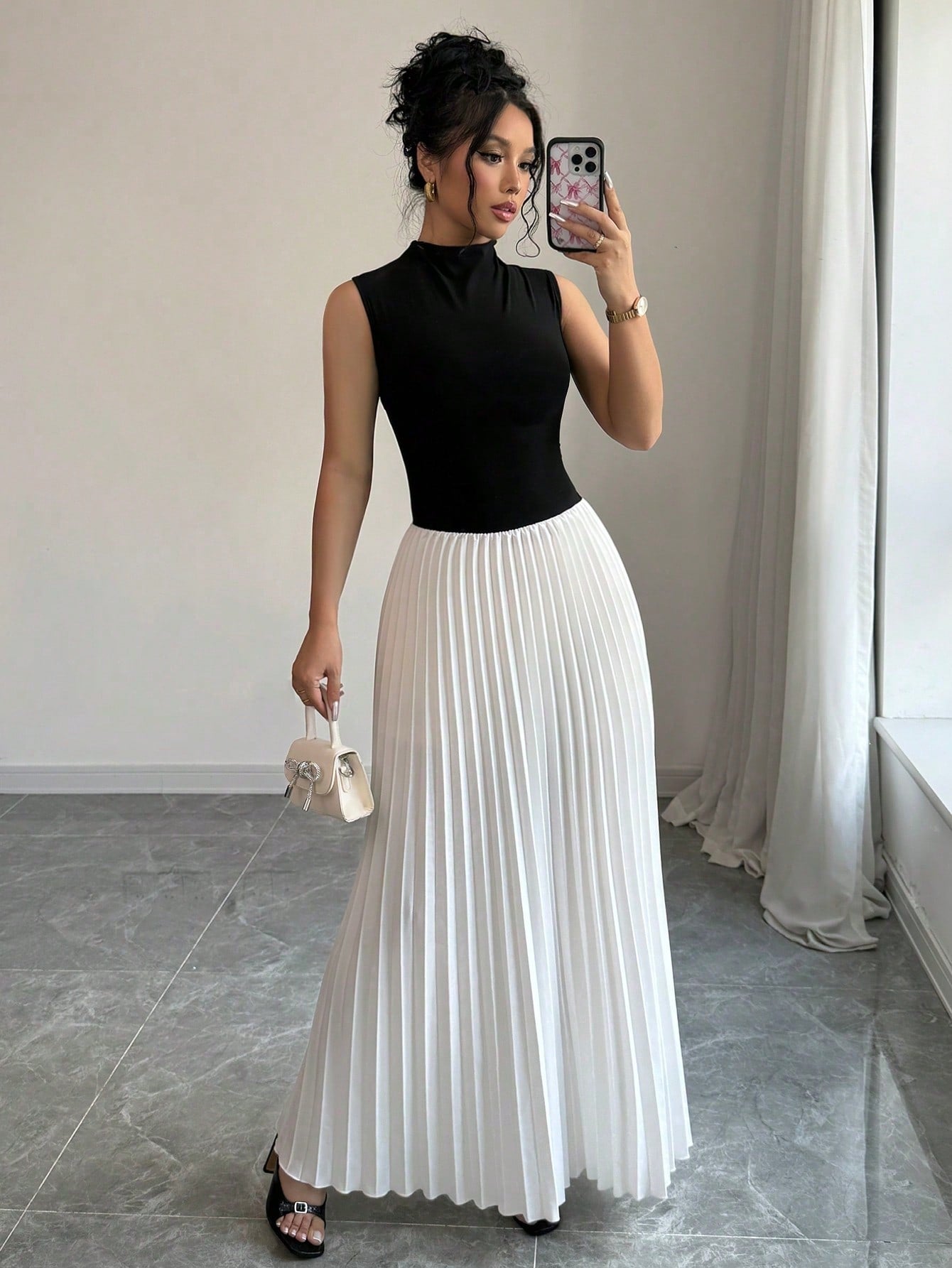 Elenzya Black & White Pleated Collar Sleeveless Elegant Dress