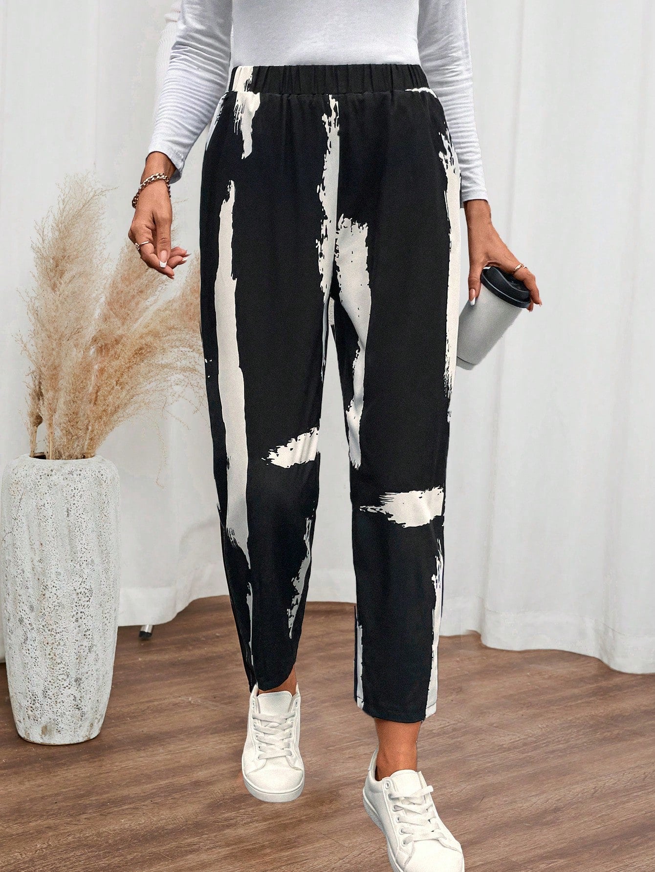 EMERY ROSE Elastic Waist All-Over Print Pants, Casual Daily Wear Airport Outfit